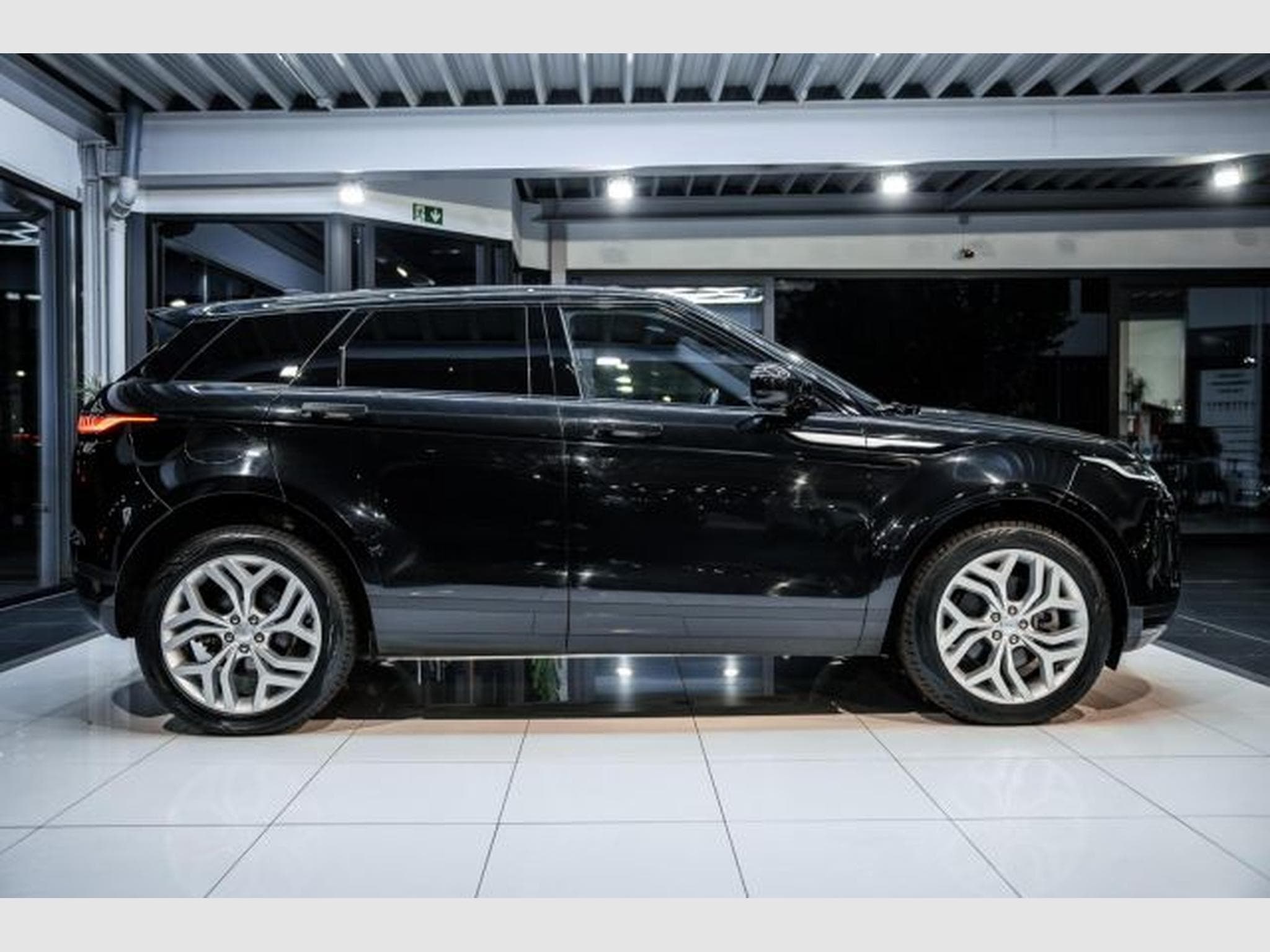 Land-Rover Range Rover Evoque Range Rover Evoque SE 2.0 D NAVI LED RFK ACC SHZ (2023) - Photo 7