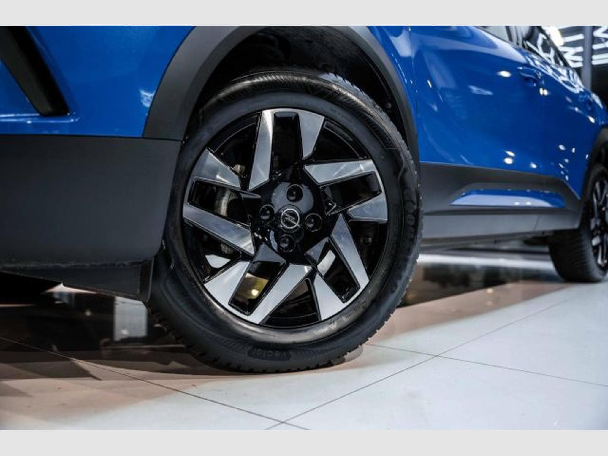 Opel Mokka Mokka 1.2 GS Line Autom. NAVI LED RFK 180 SHZG (2024) - Photo 3