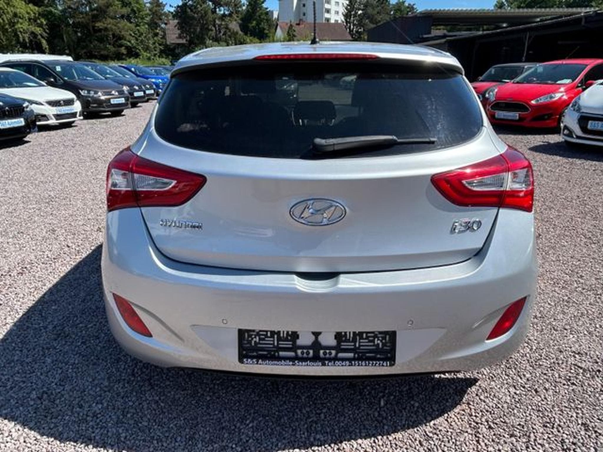 Hyundai i30 i30 Lim. 1.6 CRDi *LED*PDC*Tempomat*Euro5* (2014) - Foto 5