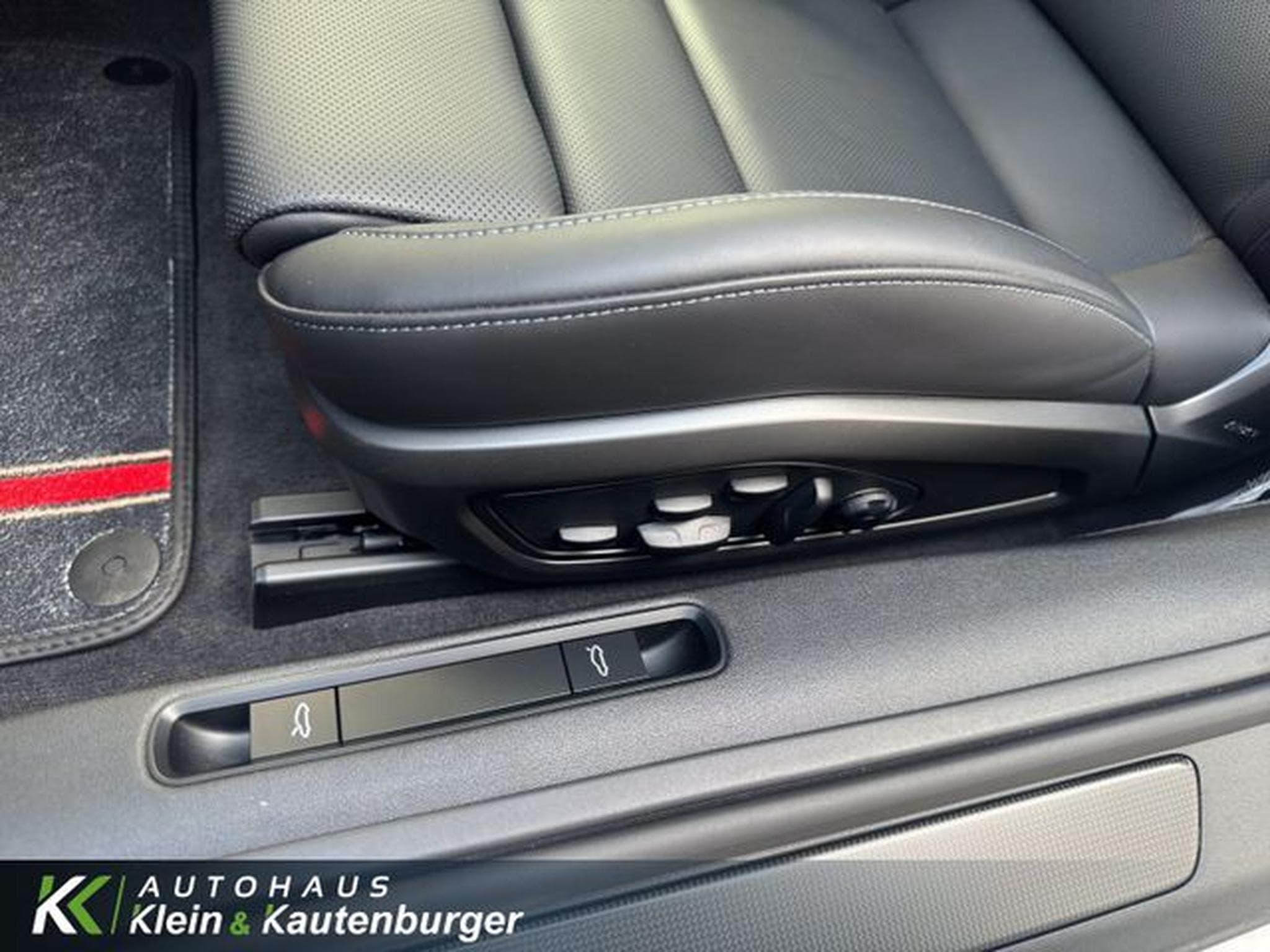 Porsche 911 911 992 TURBO S +APPROVED 06/2029+LEICHTBAU+AERO (2023) - Photo 11