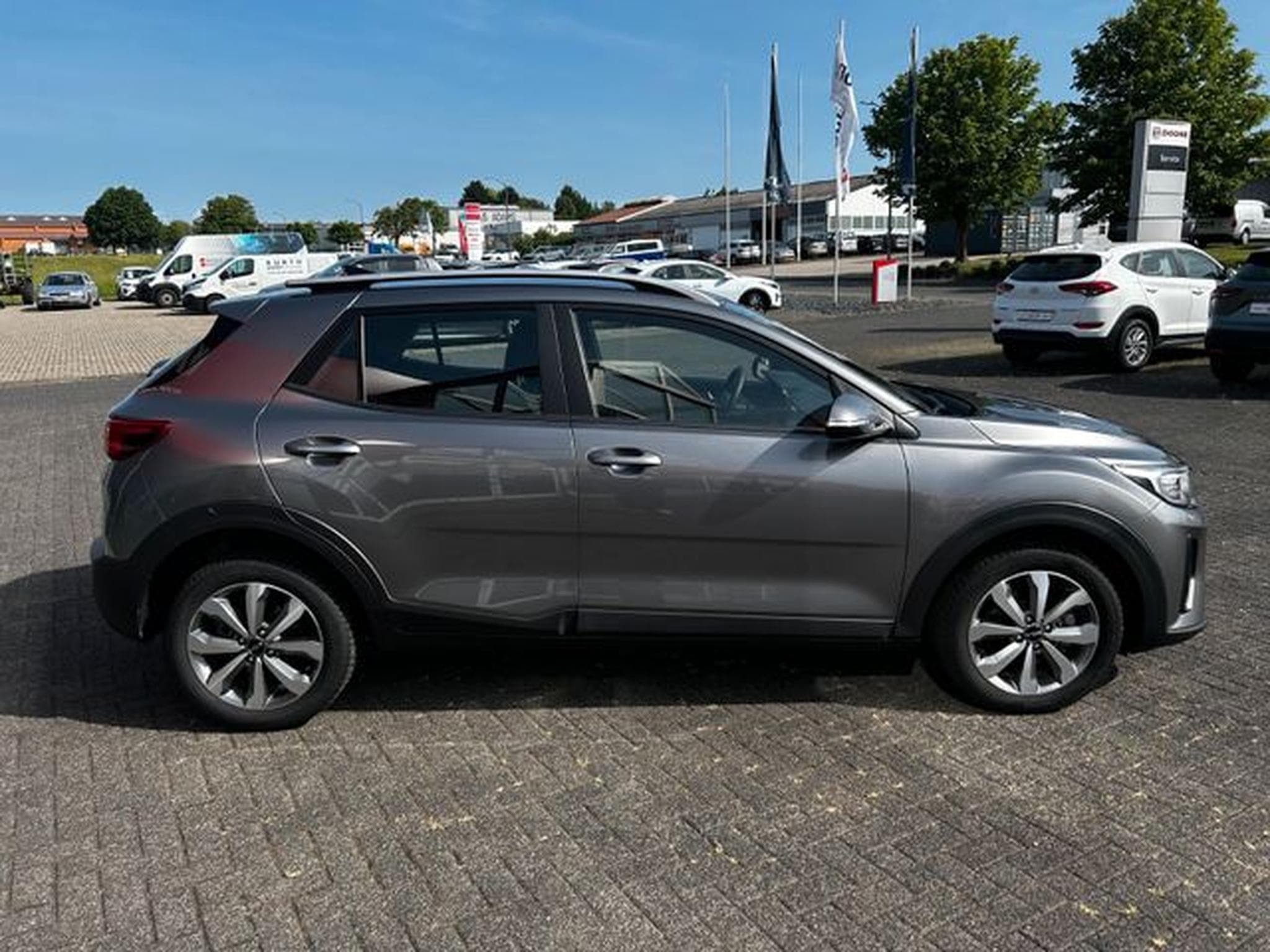 Kia Stonic Stonic 1,0T-GDI DCT Vision Navi Kamera (2025) - Photo 10