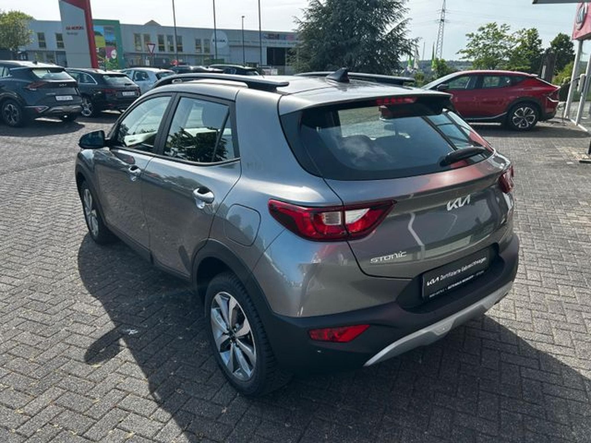Kia Stonic Stonic 1,0T-GDI DCT Vision Navi Kamera (2025) - Photo 6