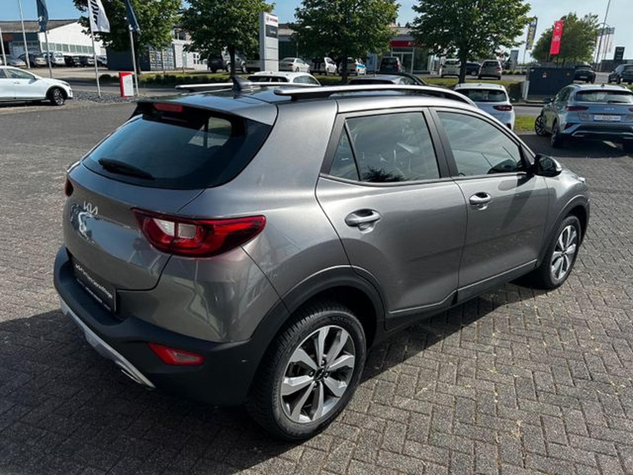 Kia Stonic Stonic 1,0T-GDI DCT Vision Navi Kamera (2025) - Photo 9