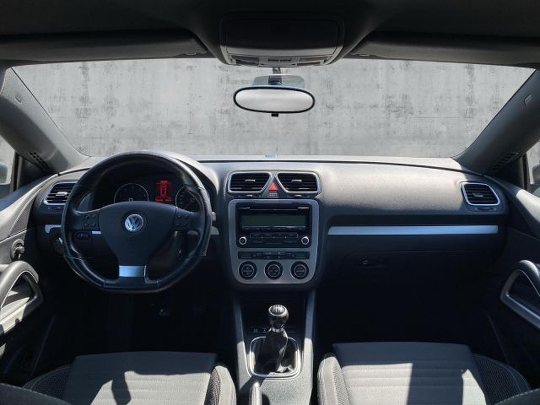 VW Scirocco Scirocco 2.0 TSI KLIMA DCC SHZG PDC Tempomat (2009) - Photo 14