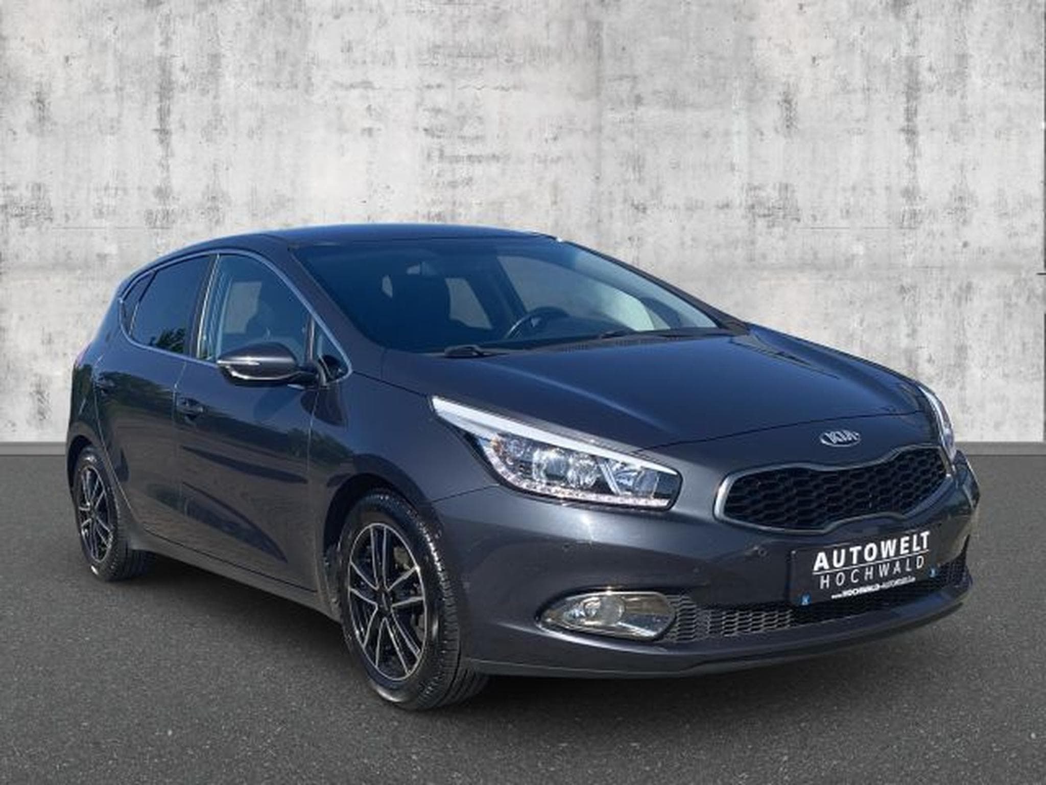 Kia Ceed Ceed 1.6 GDI Edition 7 NAVI AHK PDC RFK KLIMA (2014) - Photo 7