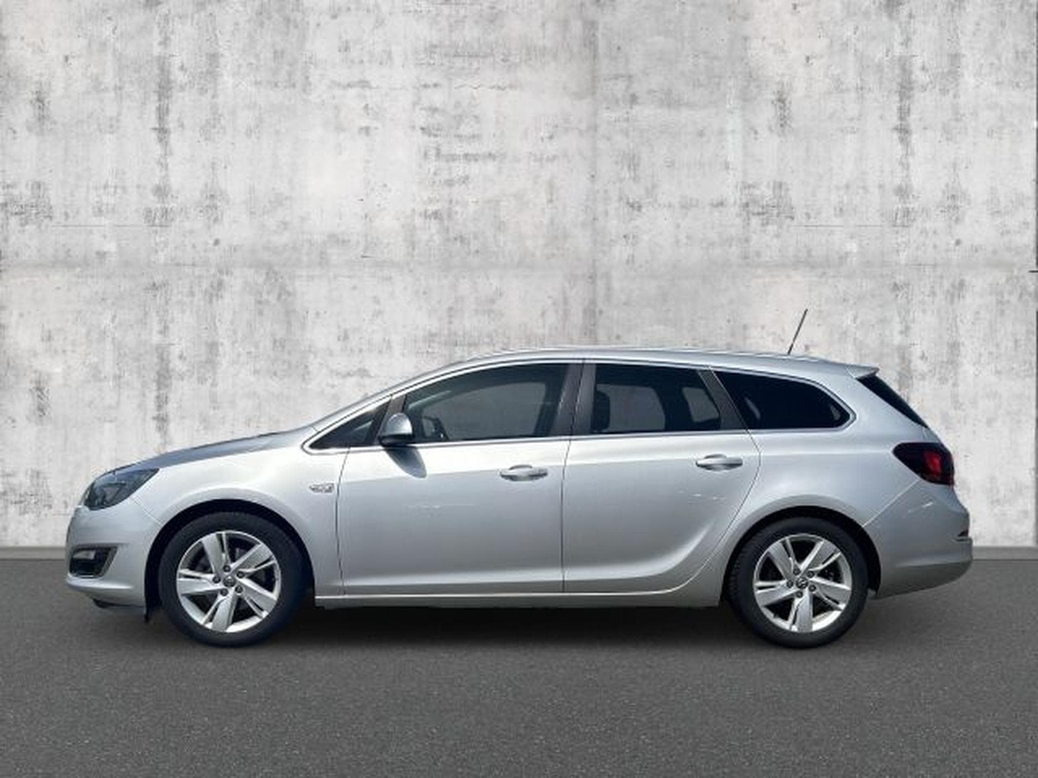 Opel Astra Astra J 1.7 CDTI Sports Tourer LED AHK TEMPOMAT (2013) - Photo 2