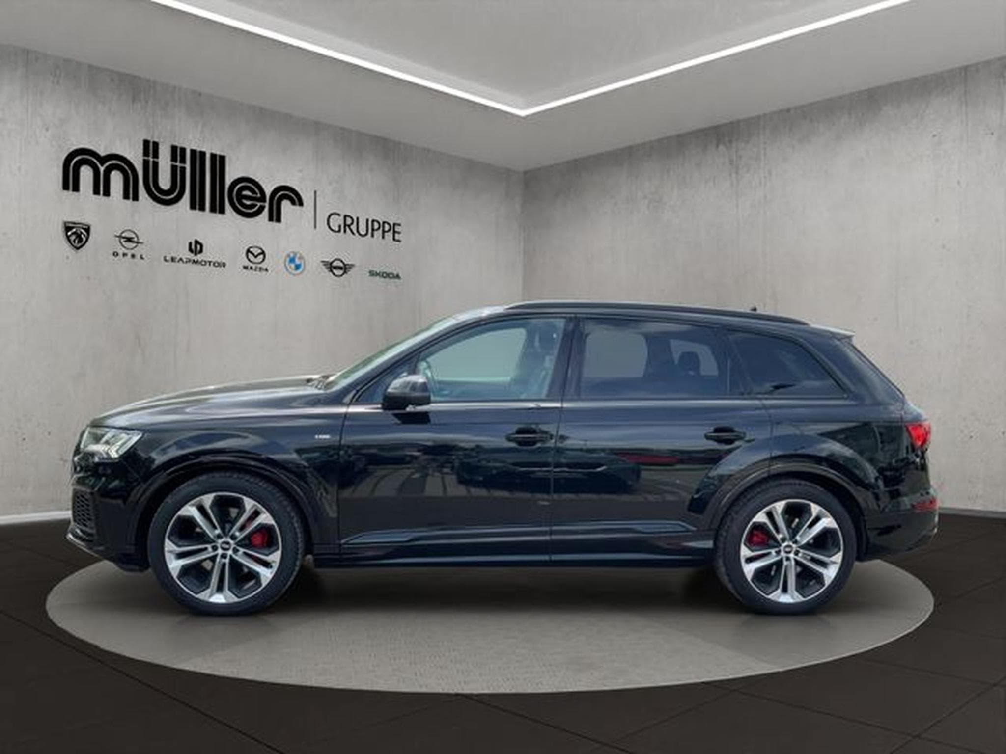 Audi Q7 Q7 55 TFSI quattro competition (2022) - Photo 3