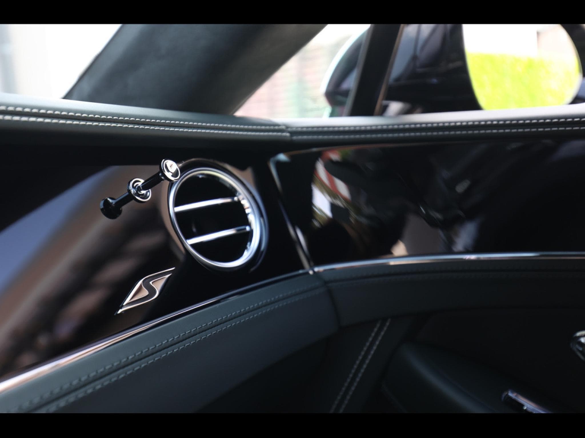 Bentley Continental GT III S V8 COUPE – BRITISH RACING GREEN 4 - CARBON EXTERIOR PA (2023) - Foto 25