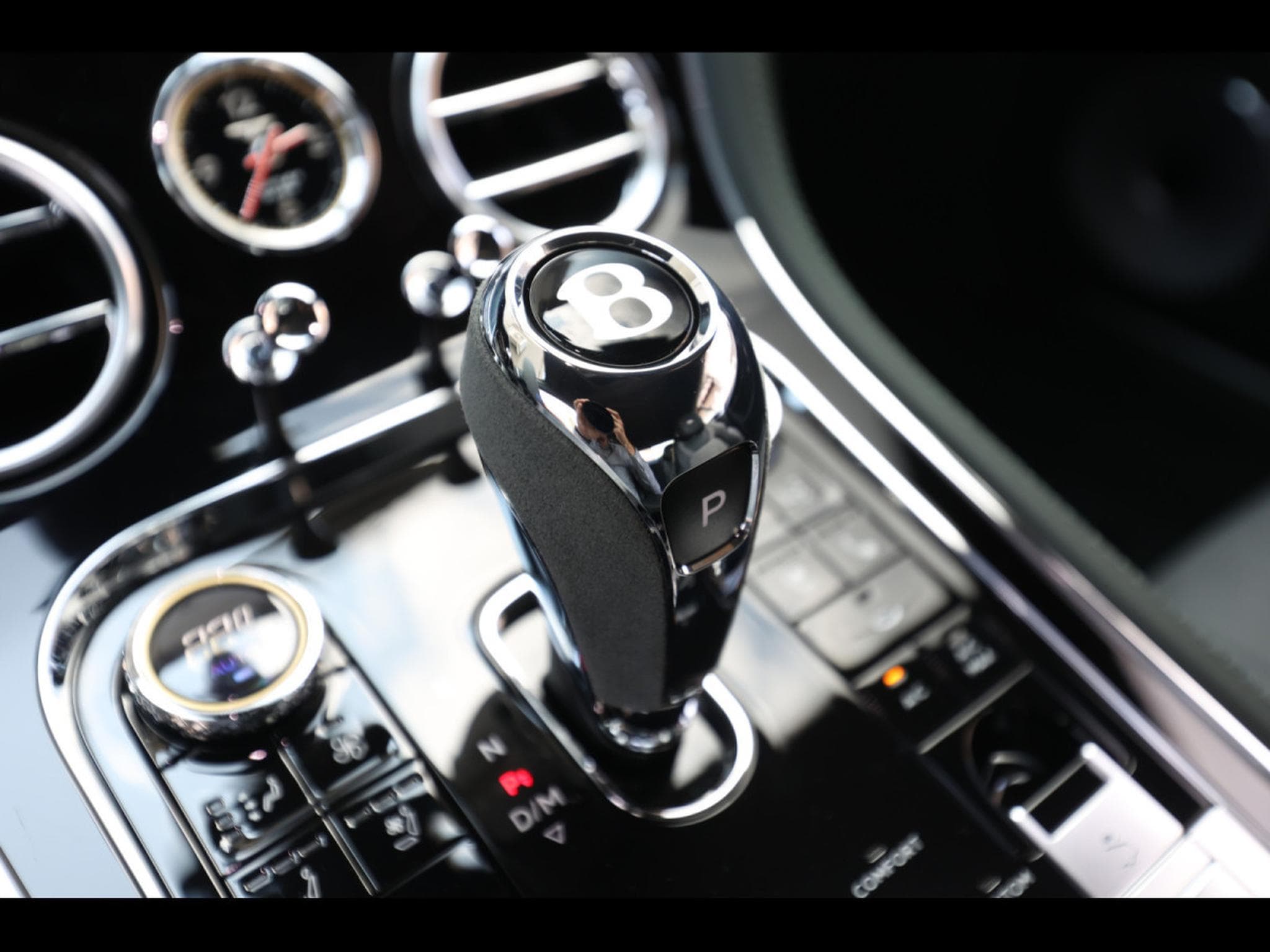 Bentley Continental GT III S V8 COUPE – BRITISH RACING GREEN 4 - CARBON EXTERIOR PA (2023) - Foto 24