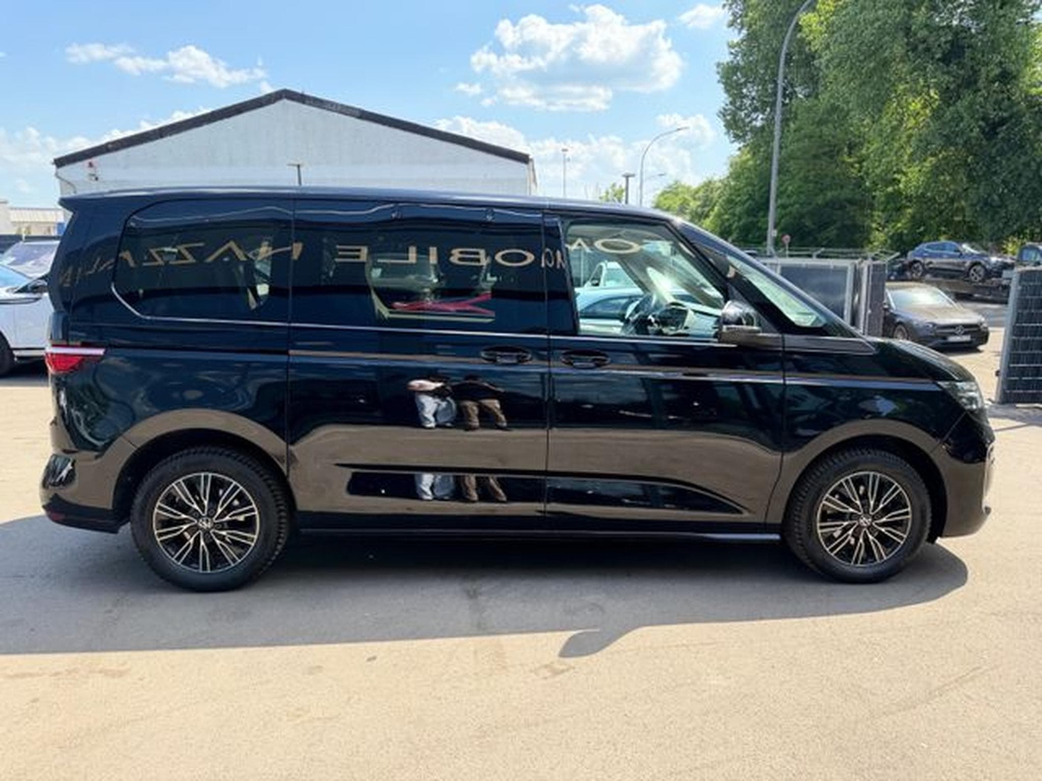 VW T7 T7 MULTIVAN*AUT.*2XSCHIEBETÜREN*AHK*LED*7.SITZER (2022) - Photo 11
