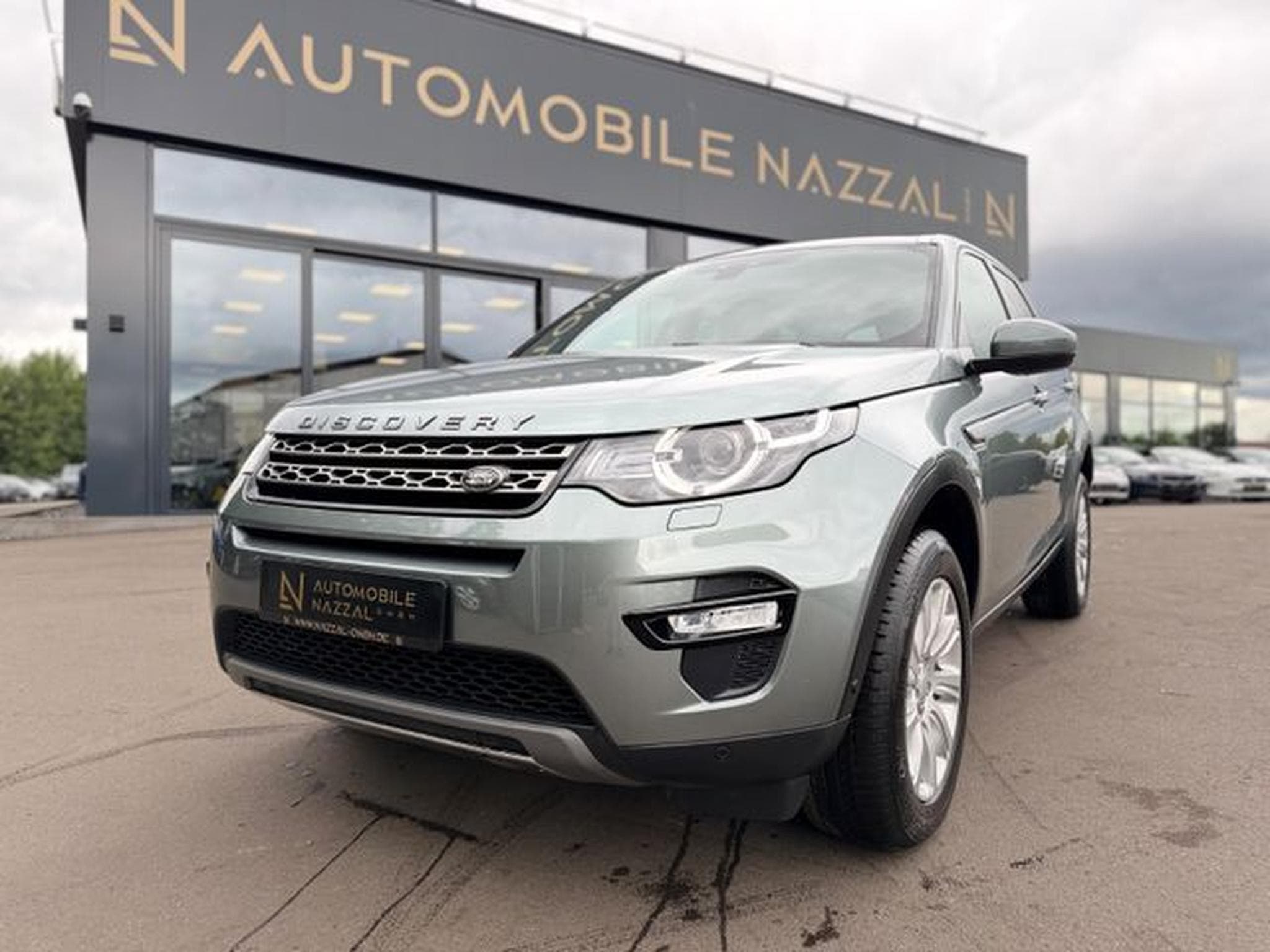 Land-Rover Discovery DISCOVERY SPORT SE AWD*AUT*XENON*AHK*NAVI*MERIDA (2015) - Foto 2