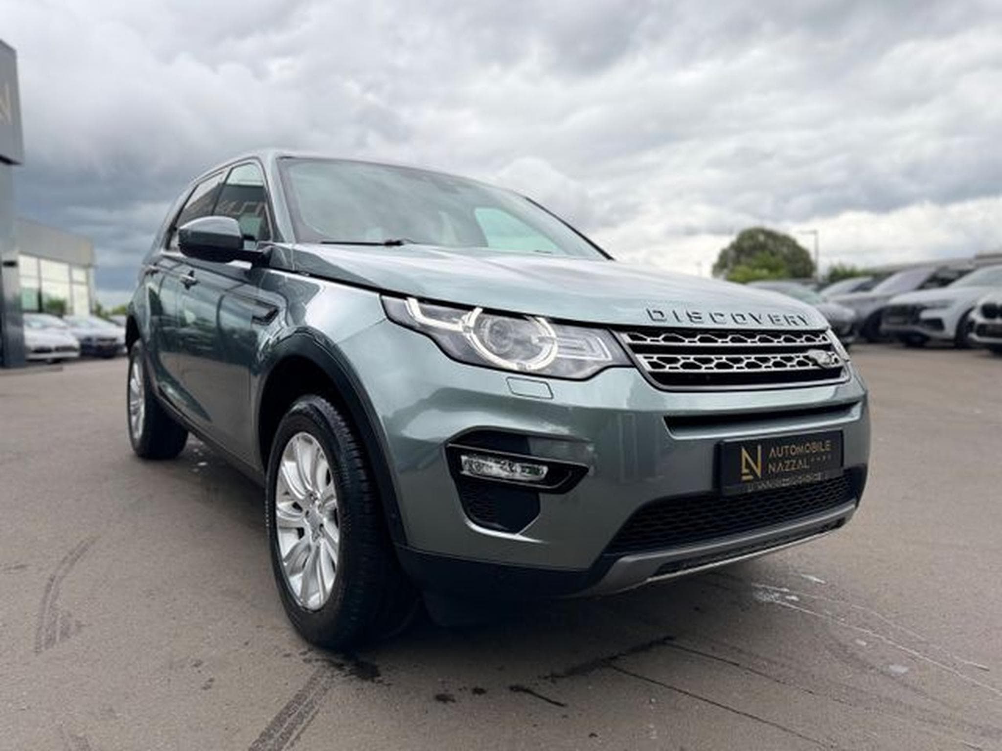 Land-Rover Discovery DISCOVERY SPORT SE AWD*AUT*XENON*AHK*NAVI*MERIDA (2015) - Foto 5