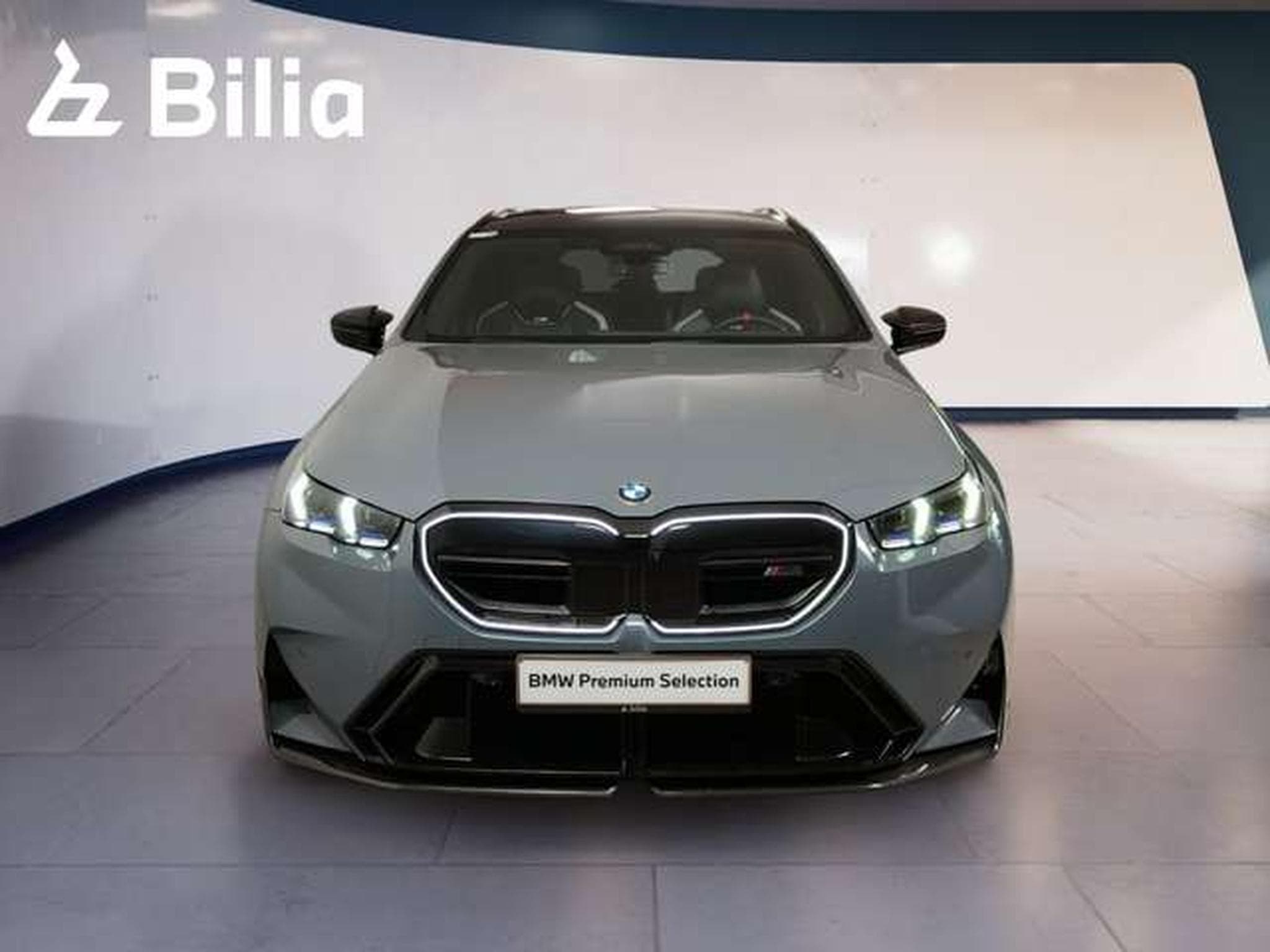 BMW M5 Touring DAB LED Pano.Dach RFK Komfortzg. (2025) - Photo 2
