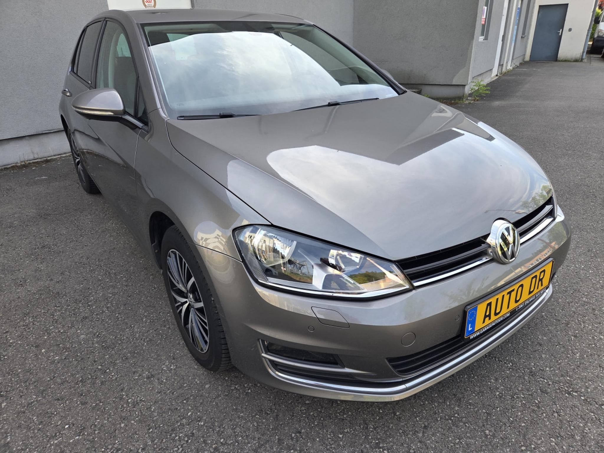 VW Golf TSI 110 CV DSG (Garantie 12 mois) (2016) - Foto 1