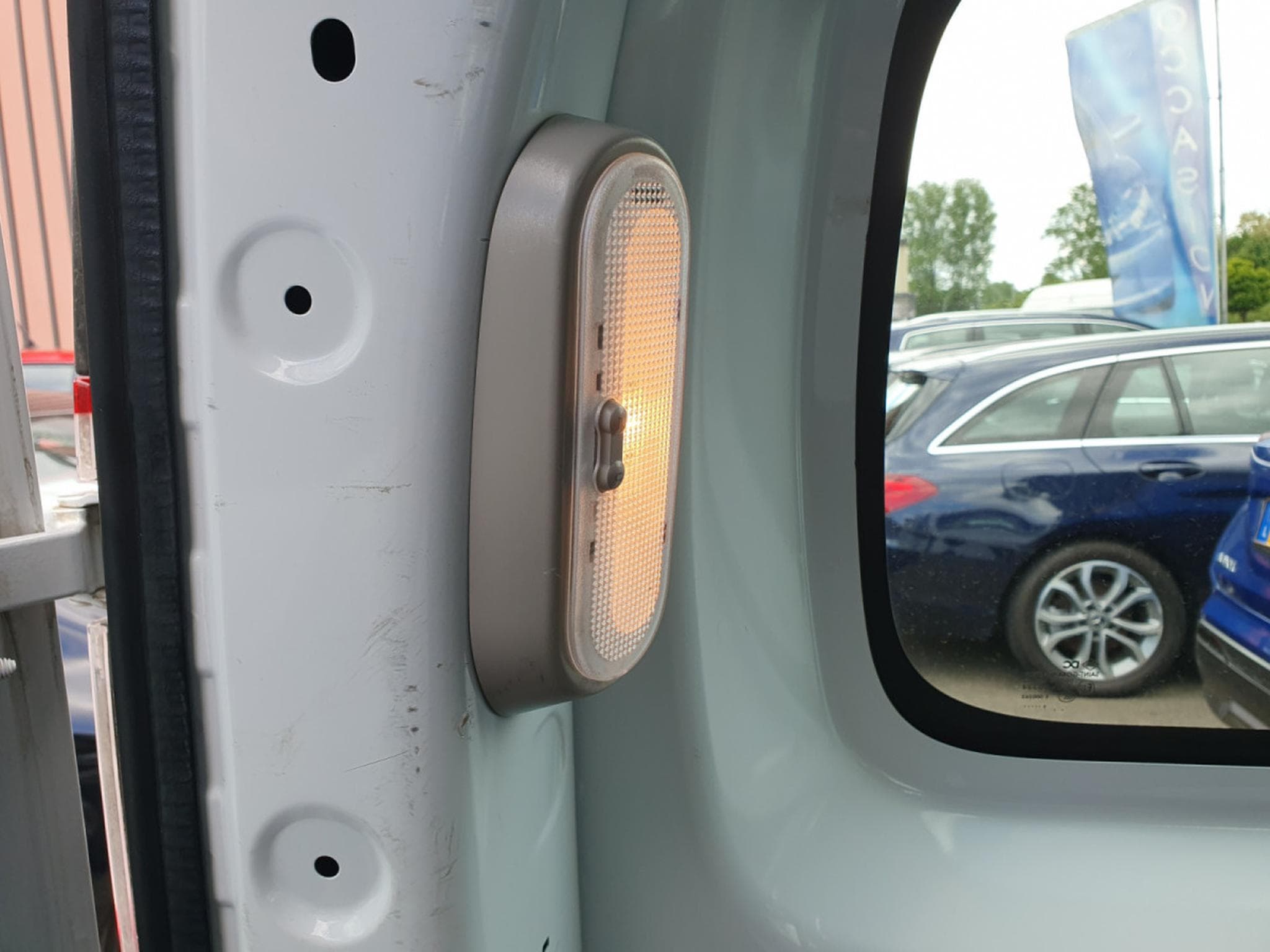 Renault Kangoo EXPRESS MAXI BLUE CONFORT 95CV (2020) - Foto 19