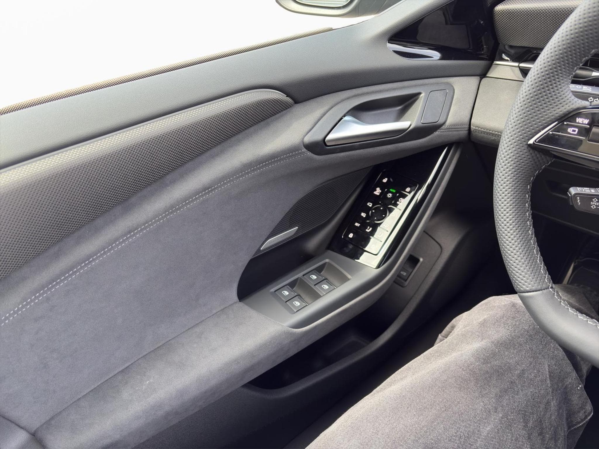 Audi A6 Avant e-tron performance (2026) - Foto 14