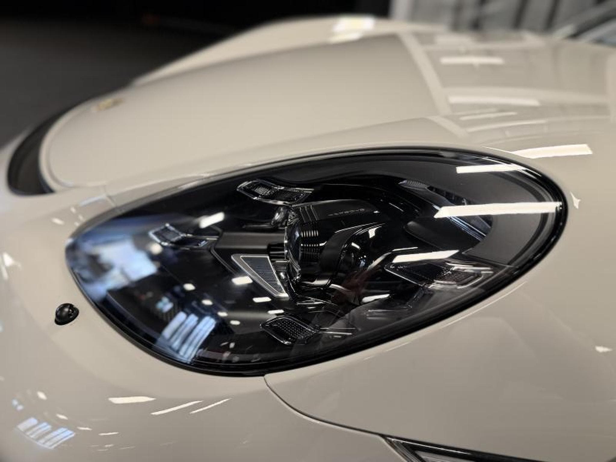 Porsche Boxster 718 SPYDER (2021) - Photo 10