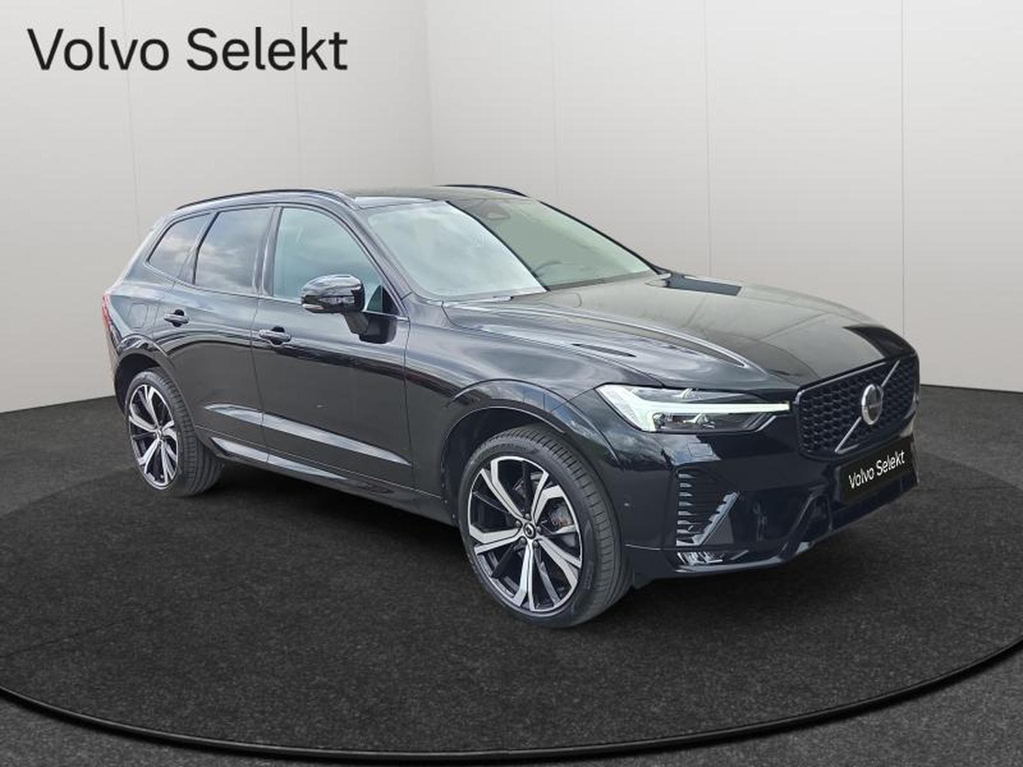 Volvo XC60 B4 Plus Dark / Essence (2024) - Foto 18