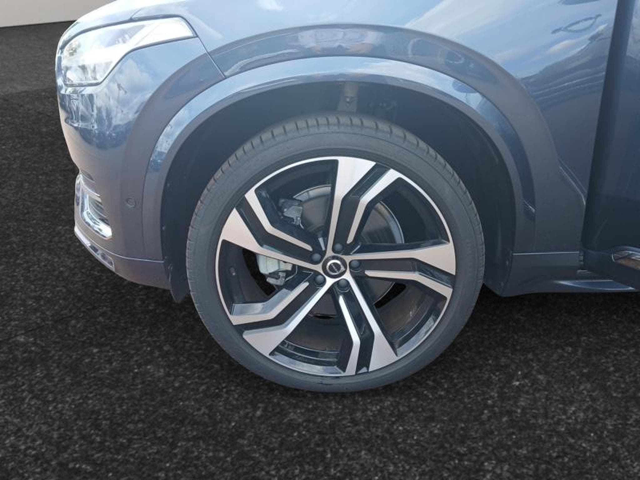 Volvo XC90 B5 Plus Bright / Diesel (2023) - Foto 10