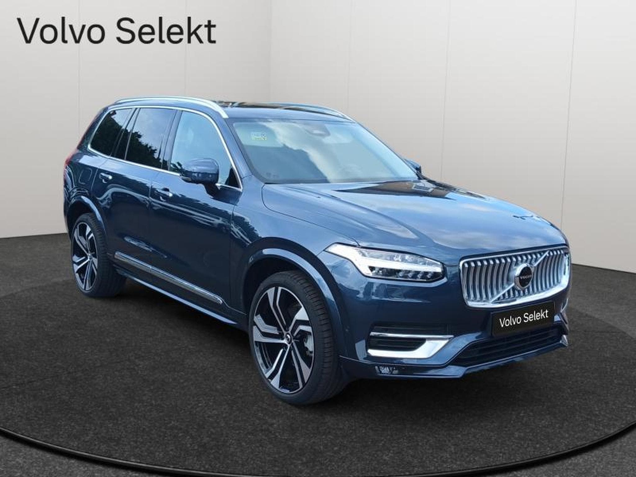 Volvo XC90 B5 Plus Bright / Diesel (2023) - Foto 18