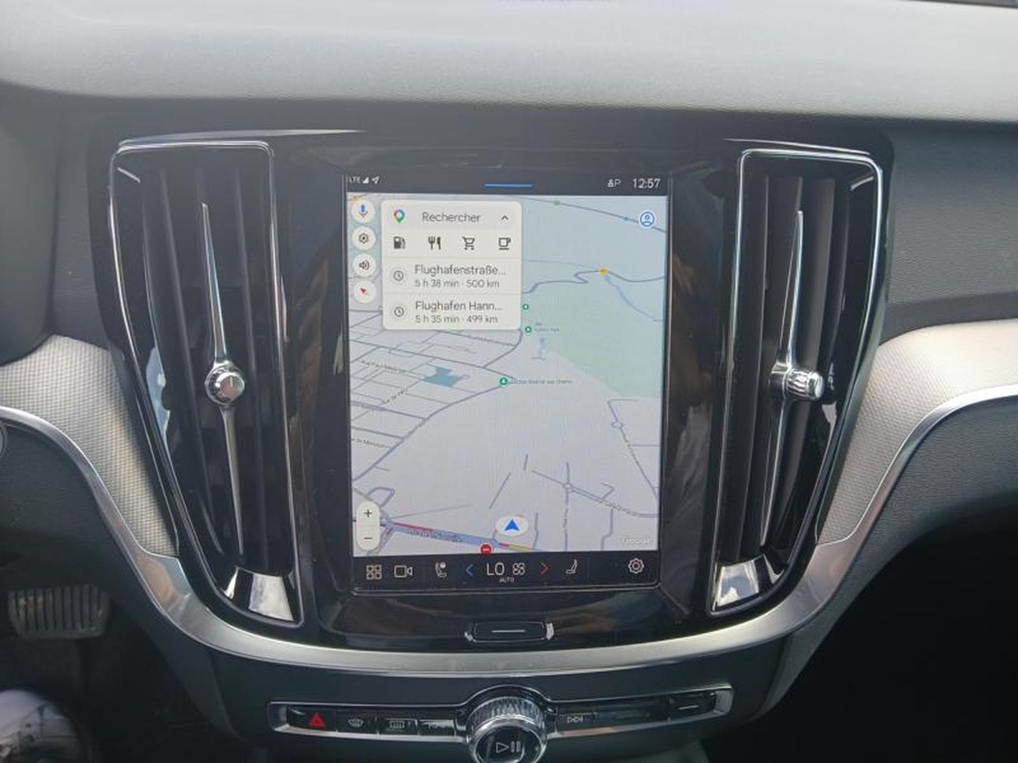 Volvo V60 B4 Plus Dark / Essence (2025) - Foto 12