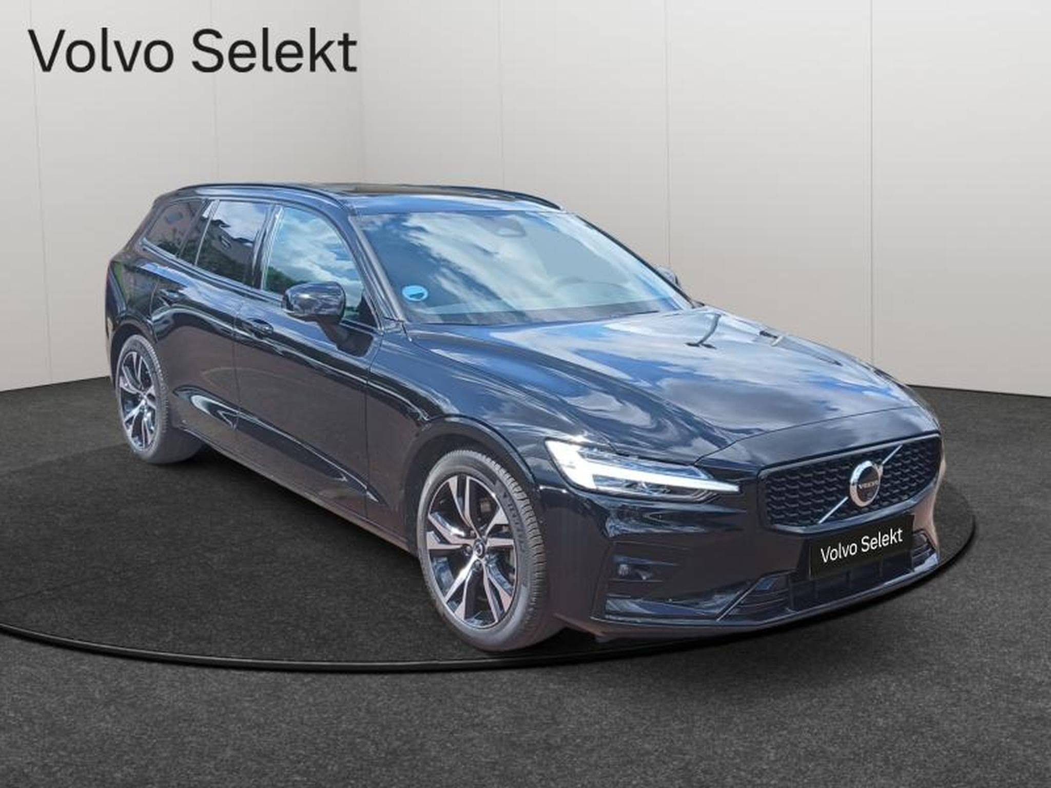 Volvo V60 B4 Plus Dark / Essence (2025) - Foto 18