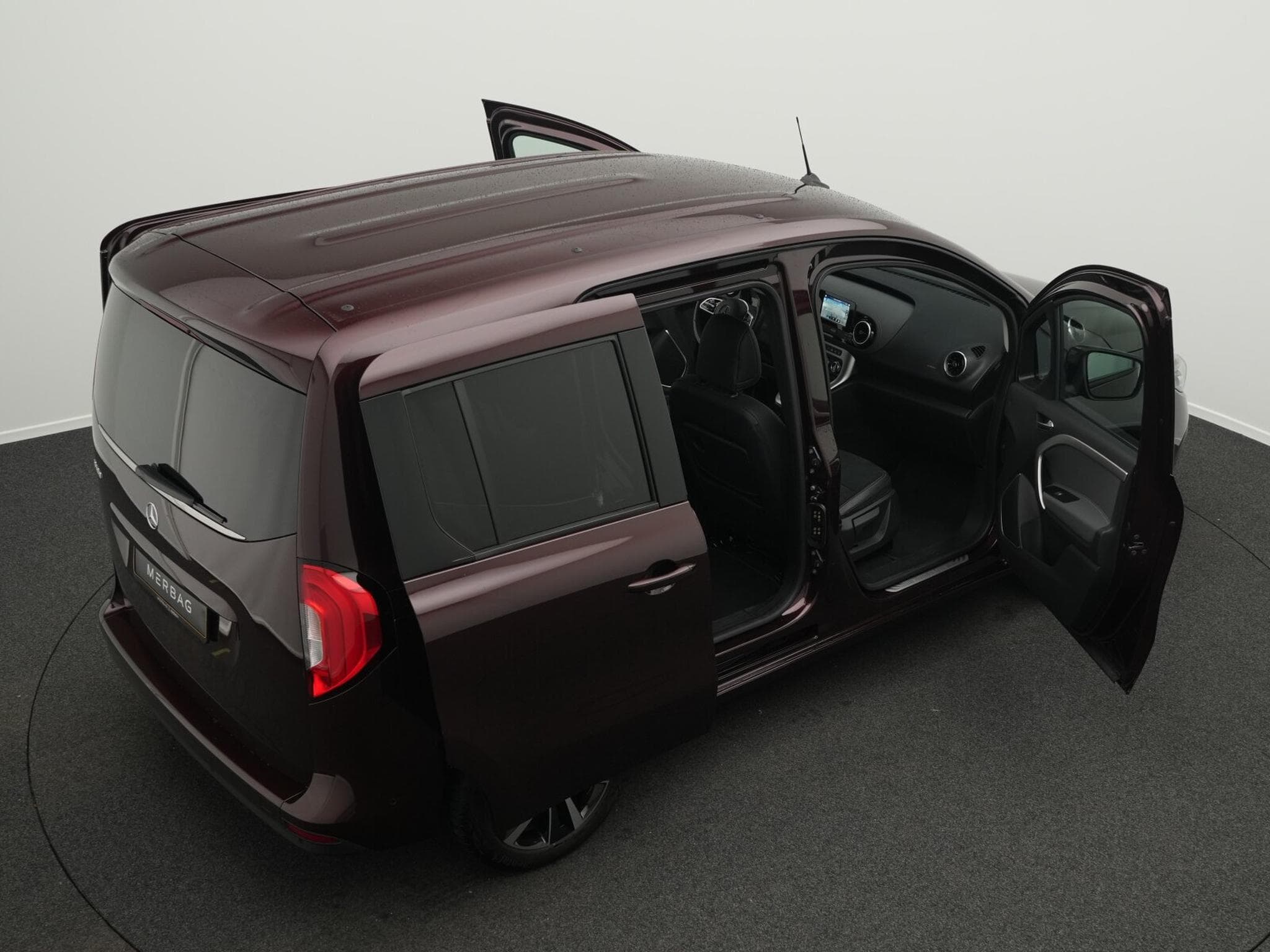 Mercedes T PROGRESSIVE Standard (2023) - Photo 13