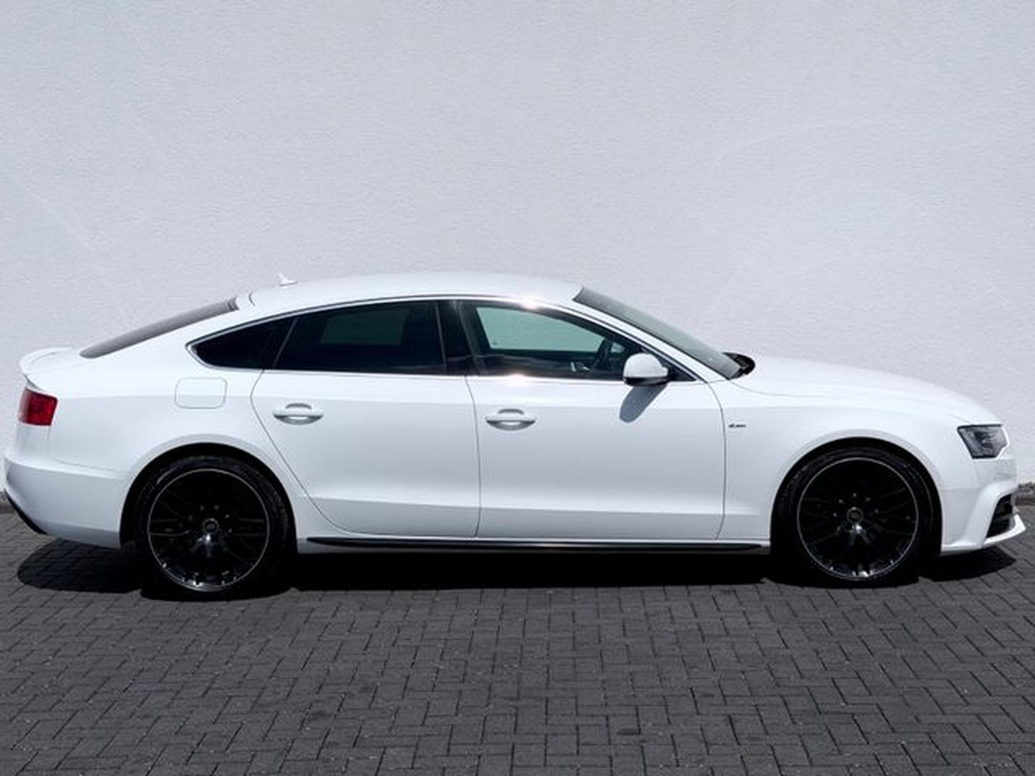 Audi A5 A5 Sportback 2.0 TDI quattro S line Sport Plus (2016) - Photo 4