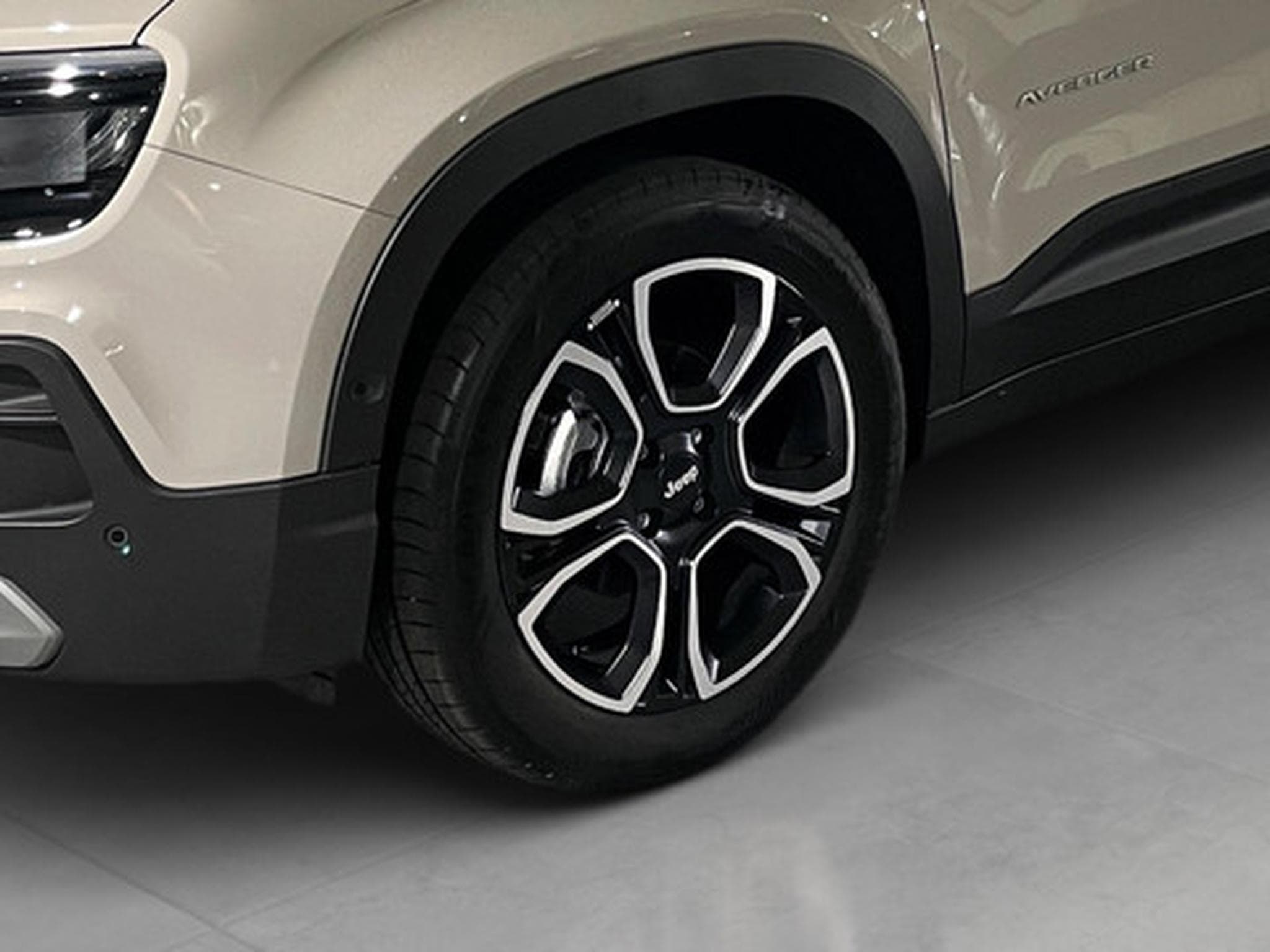 Jeep Avenger 1.2 Altitude MT6 (2025) - Photo 20