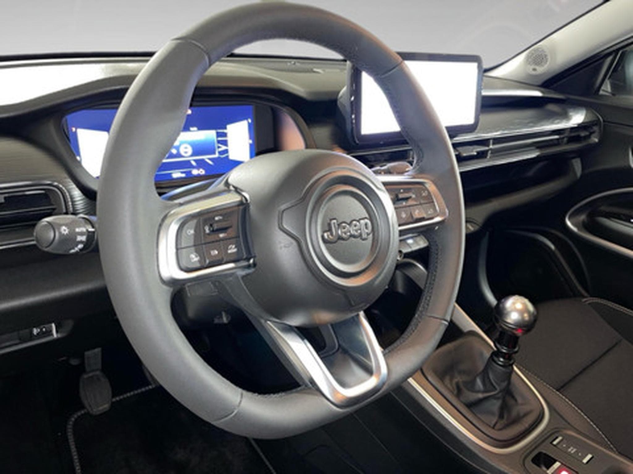 Jeep Avenger 1.2 Altitude MT6 (2025) - Photo 8
