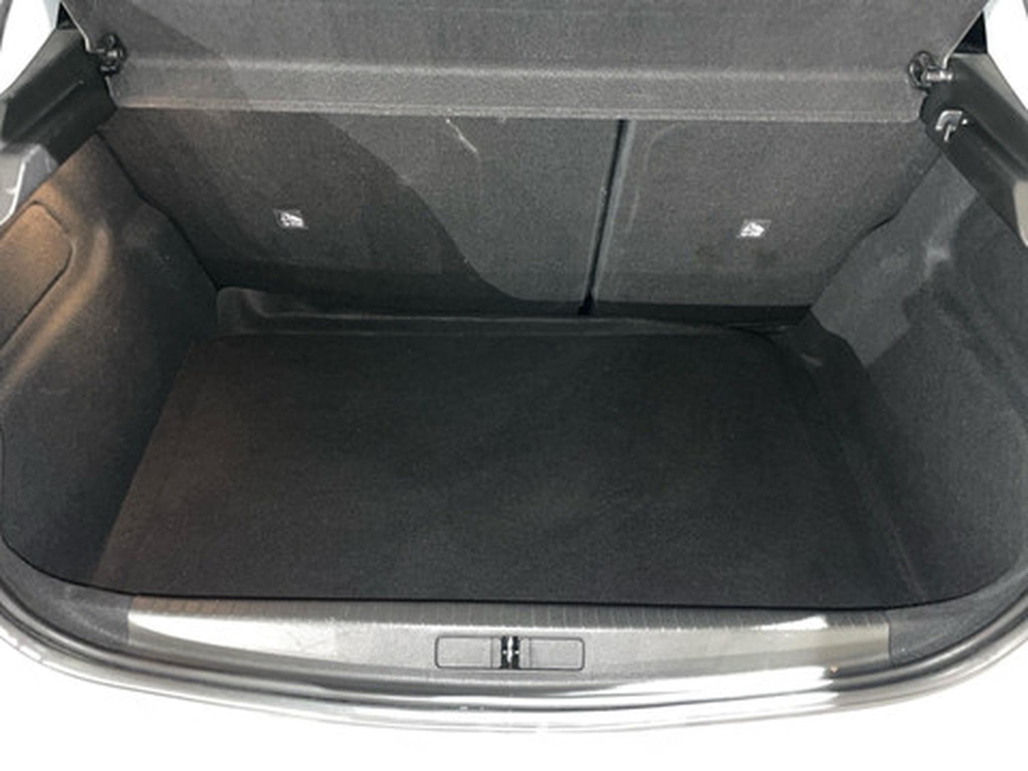 Opel Corsa 1.2 Turbo 74kW S/S Edition (2021) - Photo 12