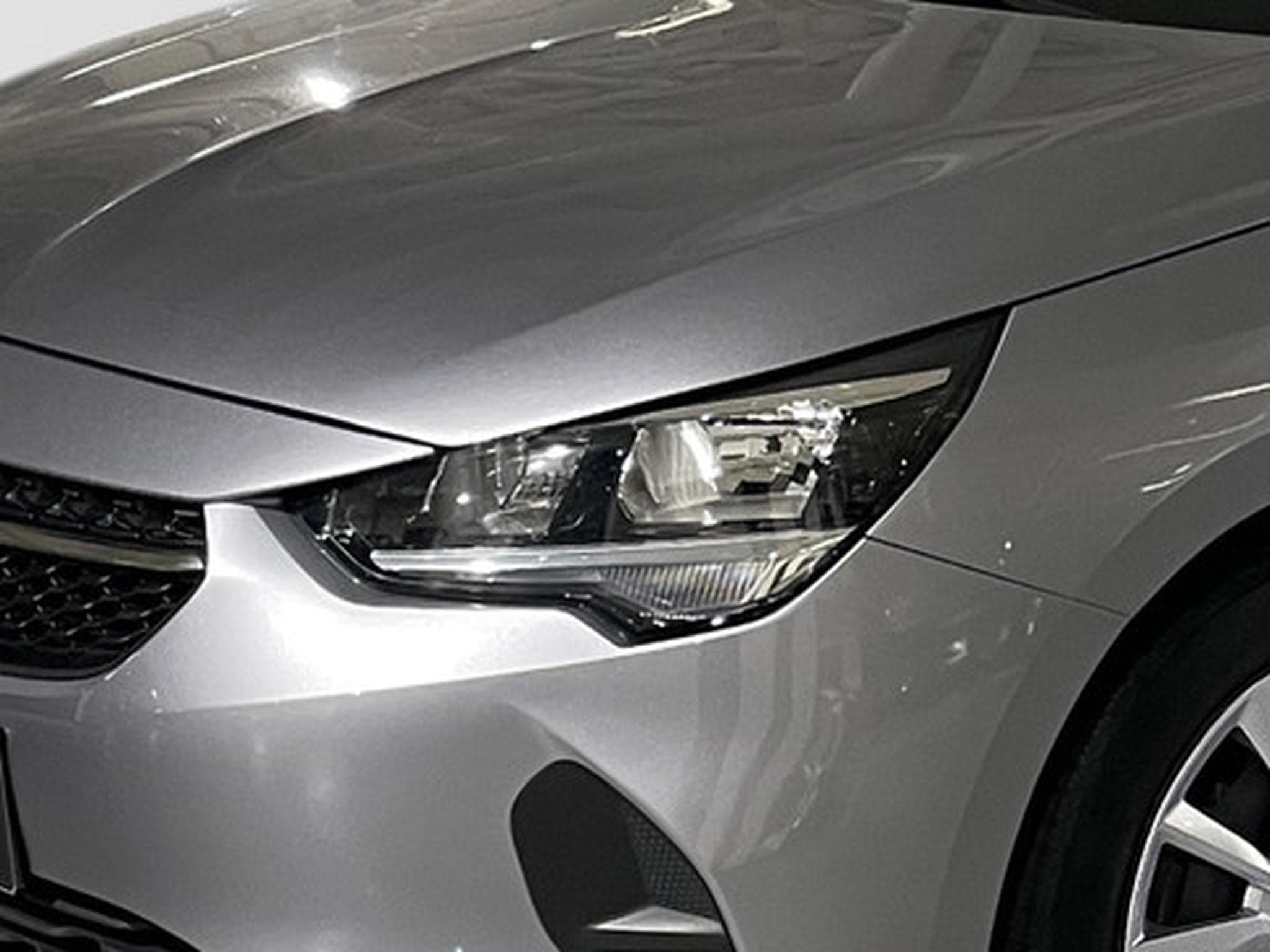 Opel Corsa 1.2 Turbo 74kW S/S Edition (2021) - Photo 21