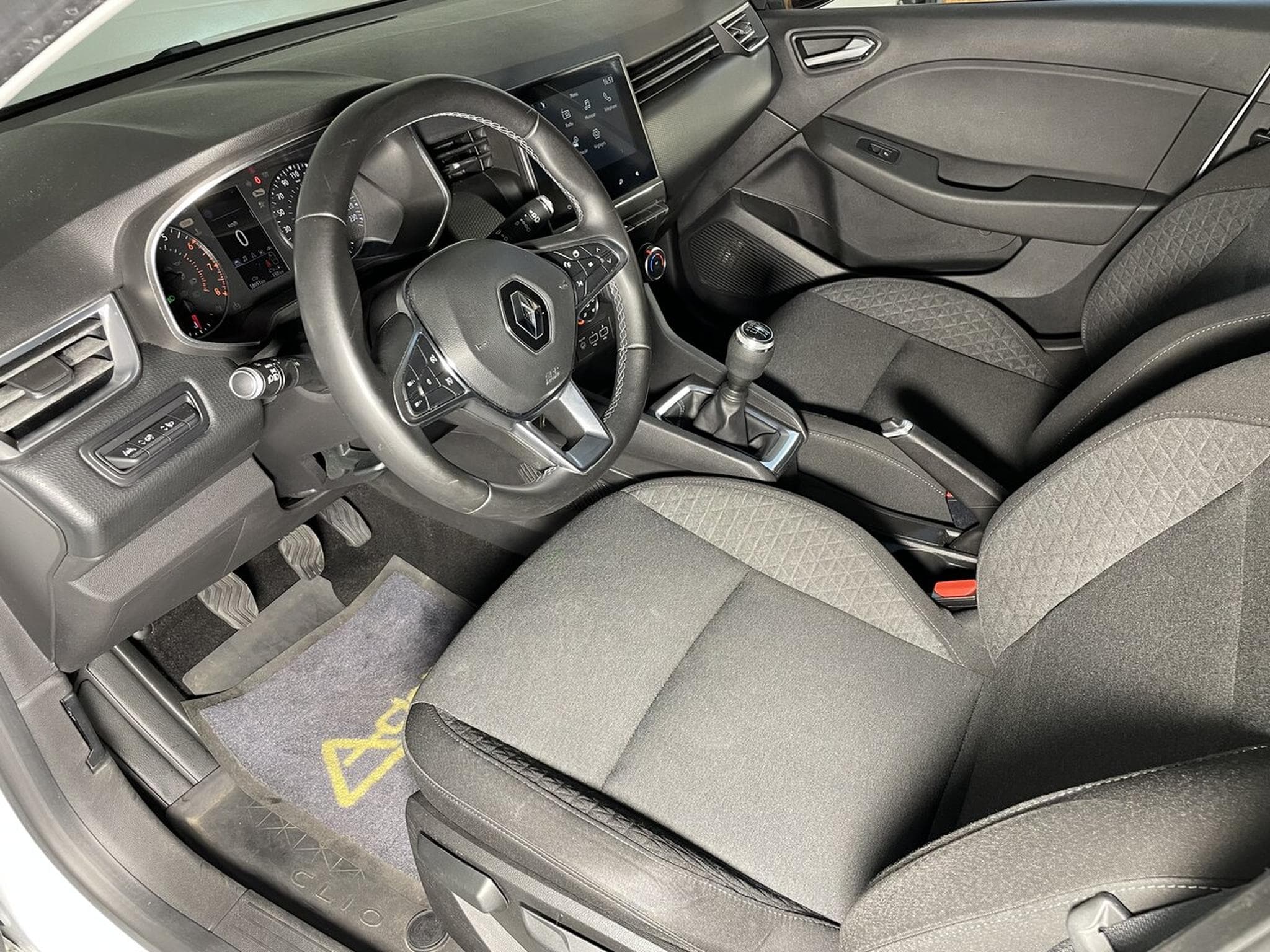 Renault Clio V 1.0 TCE 90 CORPORATE GPS BLUETOOTH (2021) - Photo 8