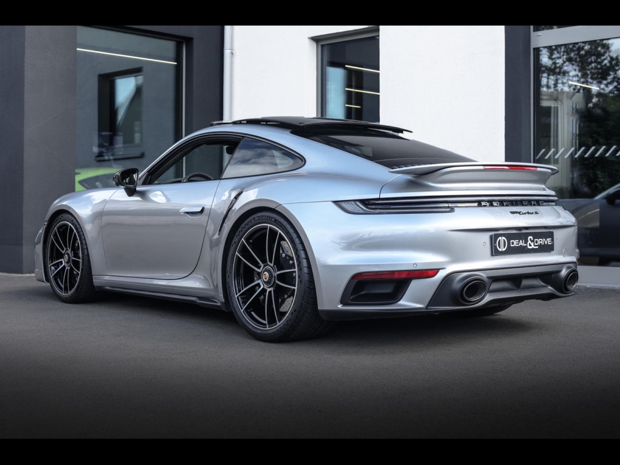 Porsche 911 (992.1) TURBO S COUPE PDK – GT-SILVER – IMMAT FR. - PORSCHE (2020) - Foto 3