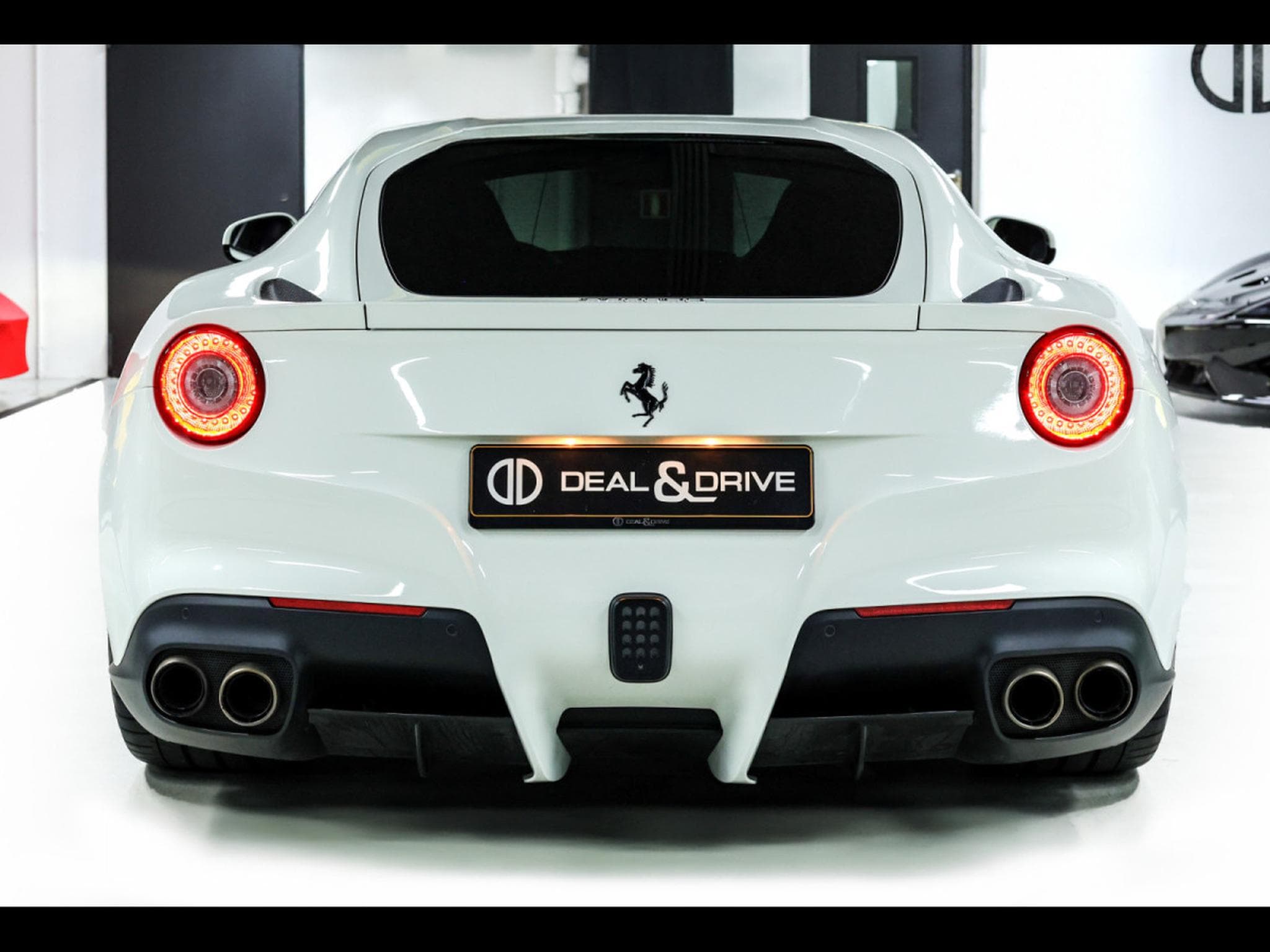 Ferrari F12 Berlinetta 6.3 V12 F1 – BIANCO AVUS – LA FERRARI STYLE WHEELS (2013) - Photo 4