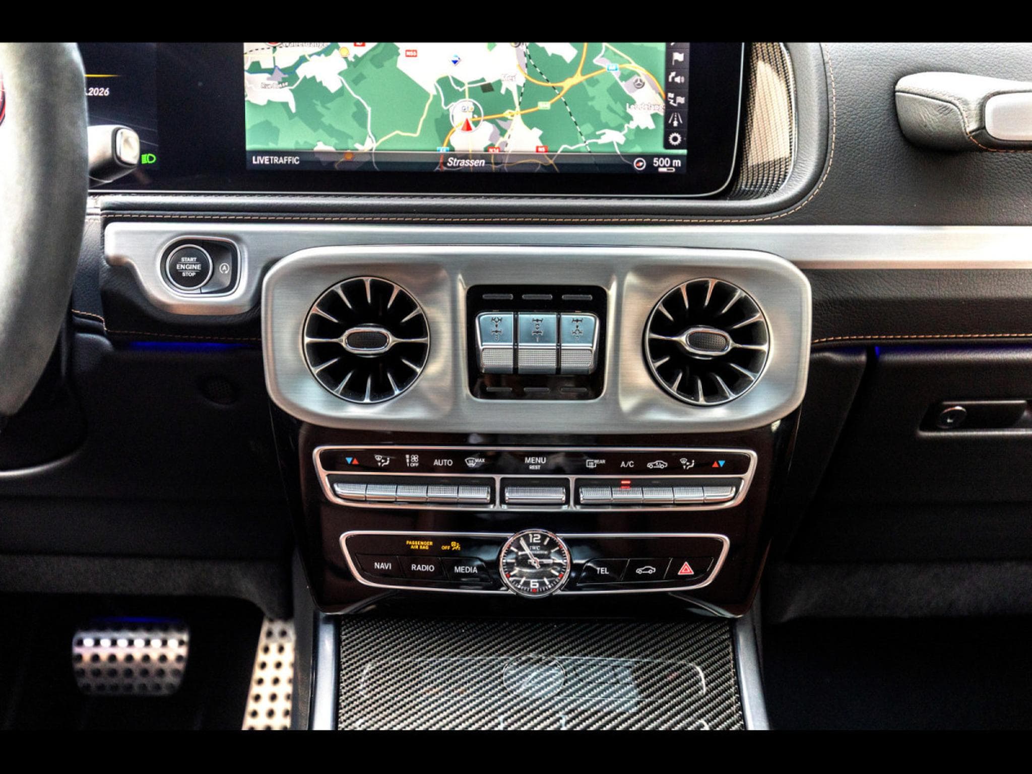 Mercedes G 63 AMG PACK NIGHT II - OLIVE METALLIC DESIGNO (2024) - Foto 15
