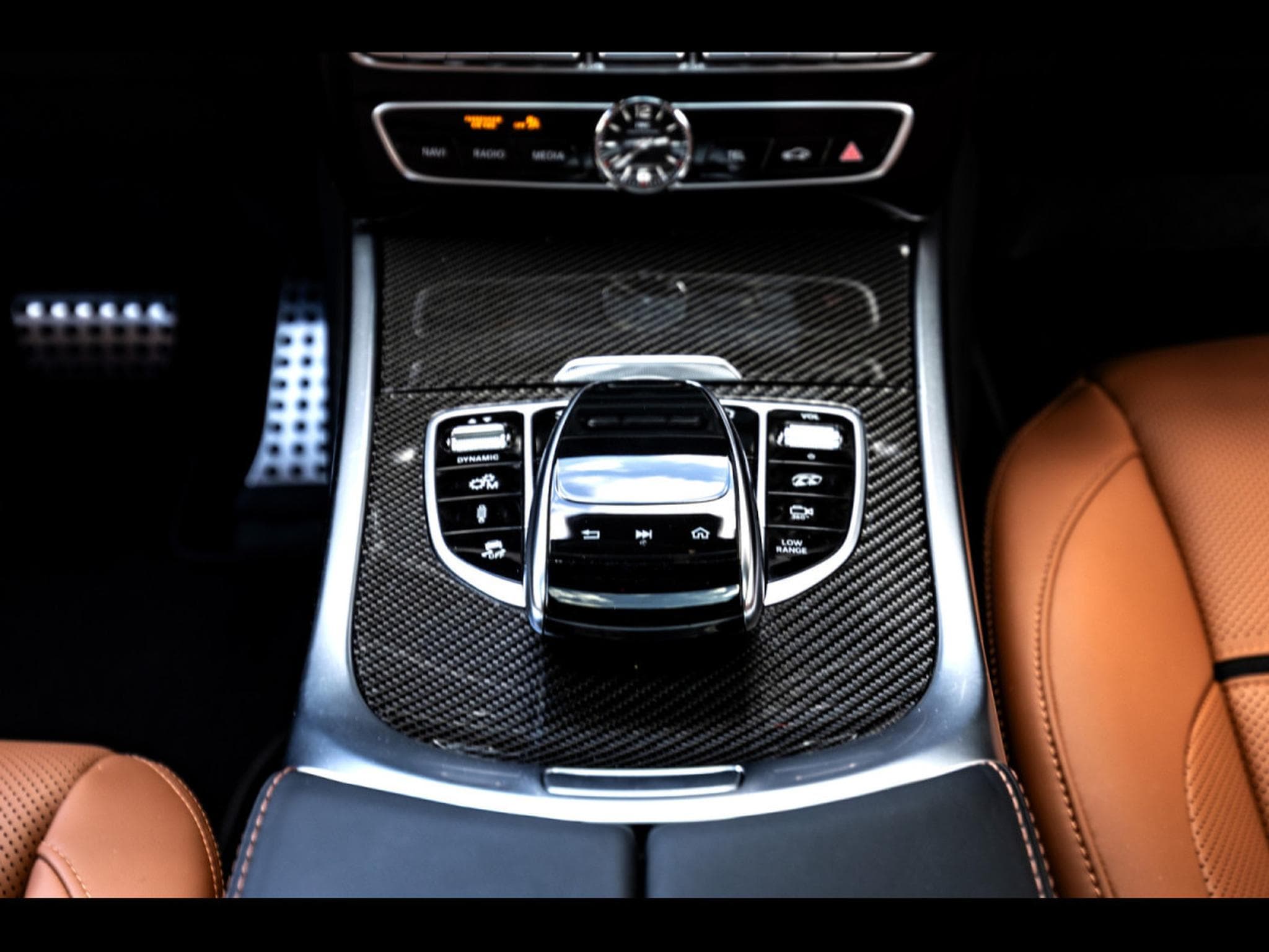 Mercedes G 63 AMG PACK NIGHT II - OLIVE METALLIC DESIGNO (2024) - Foto 19
