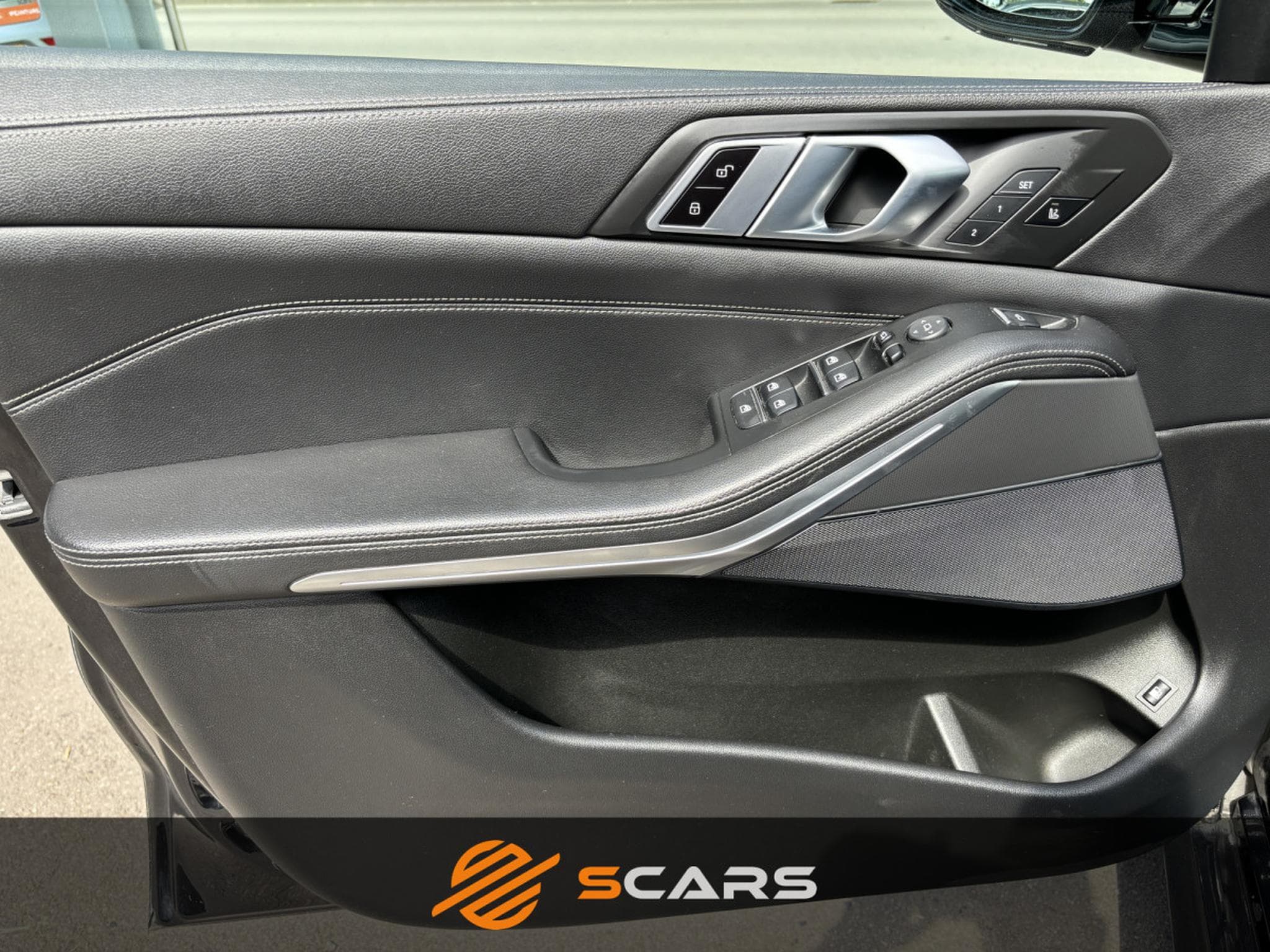 BMW X5 45e XDrive Pack M Shadow Line 398cv (2021) - Photo 10