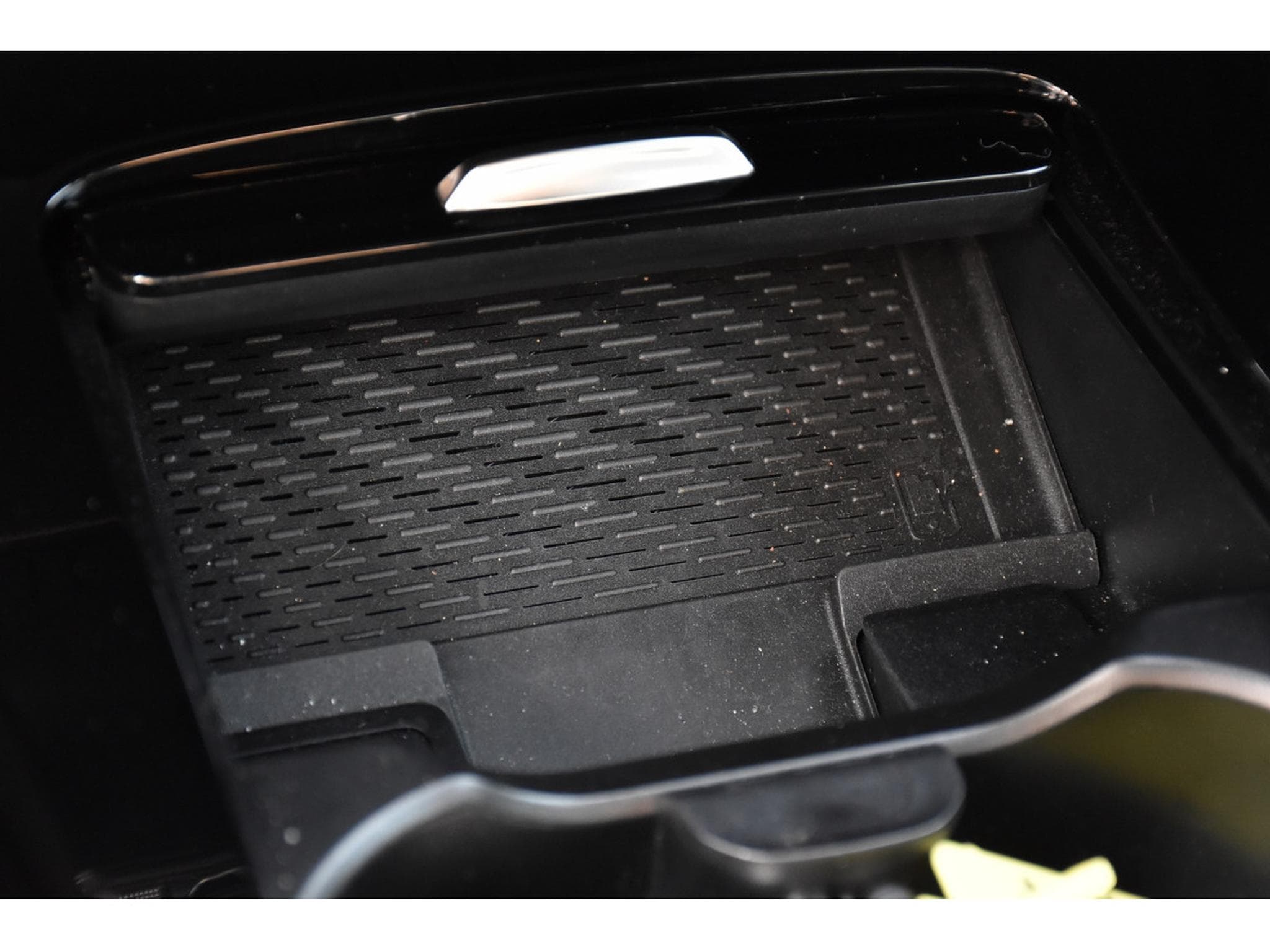 Mercedes A 200 AMG Line 7G-Tronic GPS LANE CAM PARK KEYLESS 1° MAIN (2025) - Photo 20