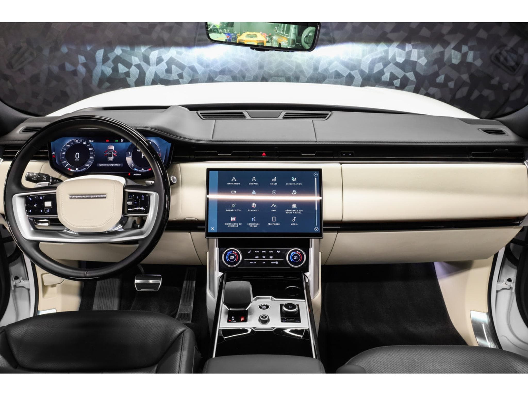Land-Rover Range Rover D350 LWB AUTOBIOGRAPHY - 7 PLACES (2024) - Photo 18