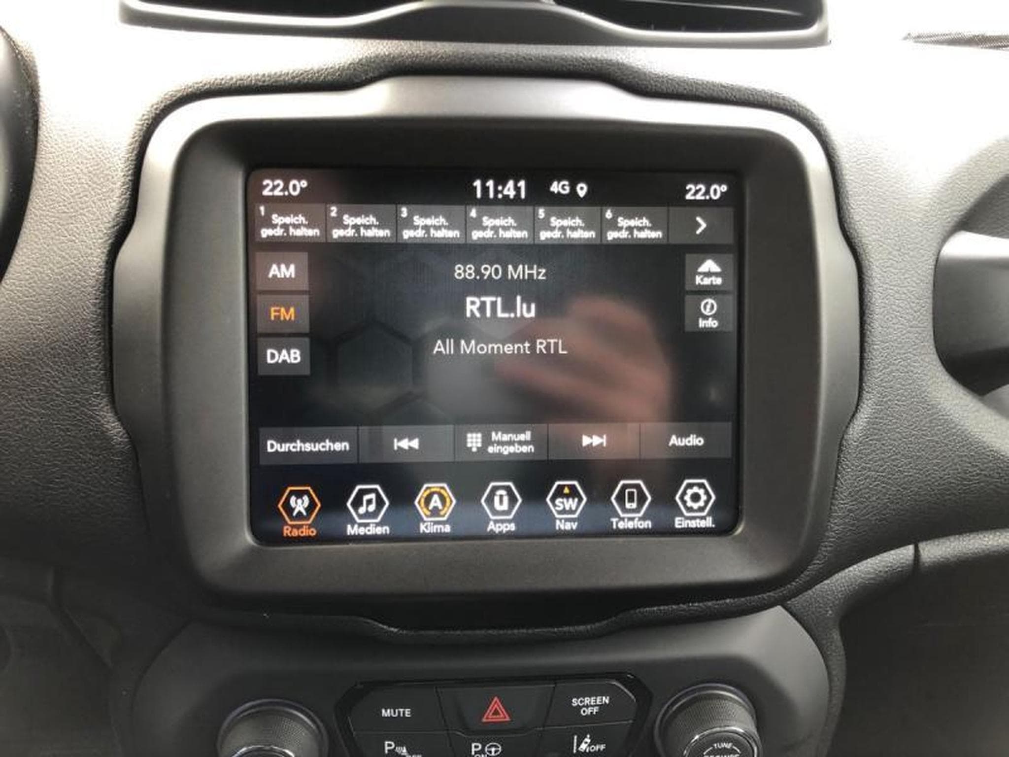 Jeep Renegade S (2021) - Photo 17