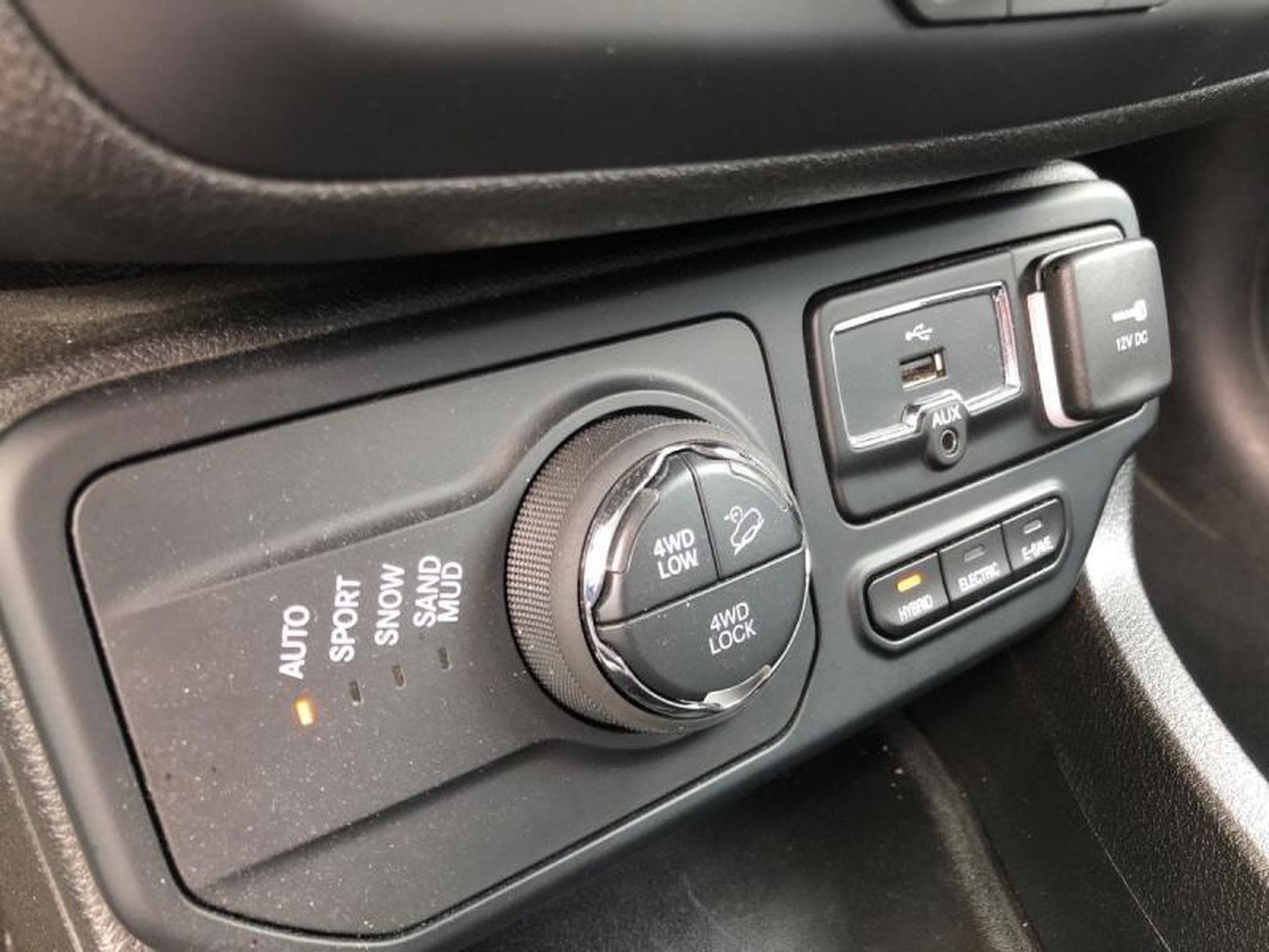 Jeep Renegade S (2021) - Photo 18
