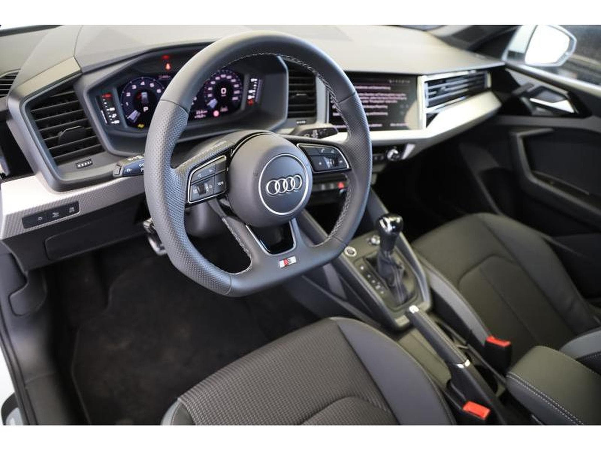 Audi A1 S-Line (2026) - Foto 13