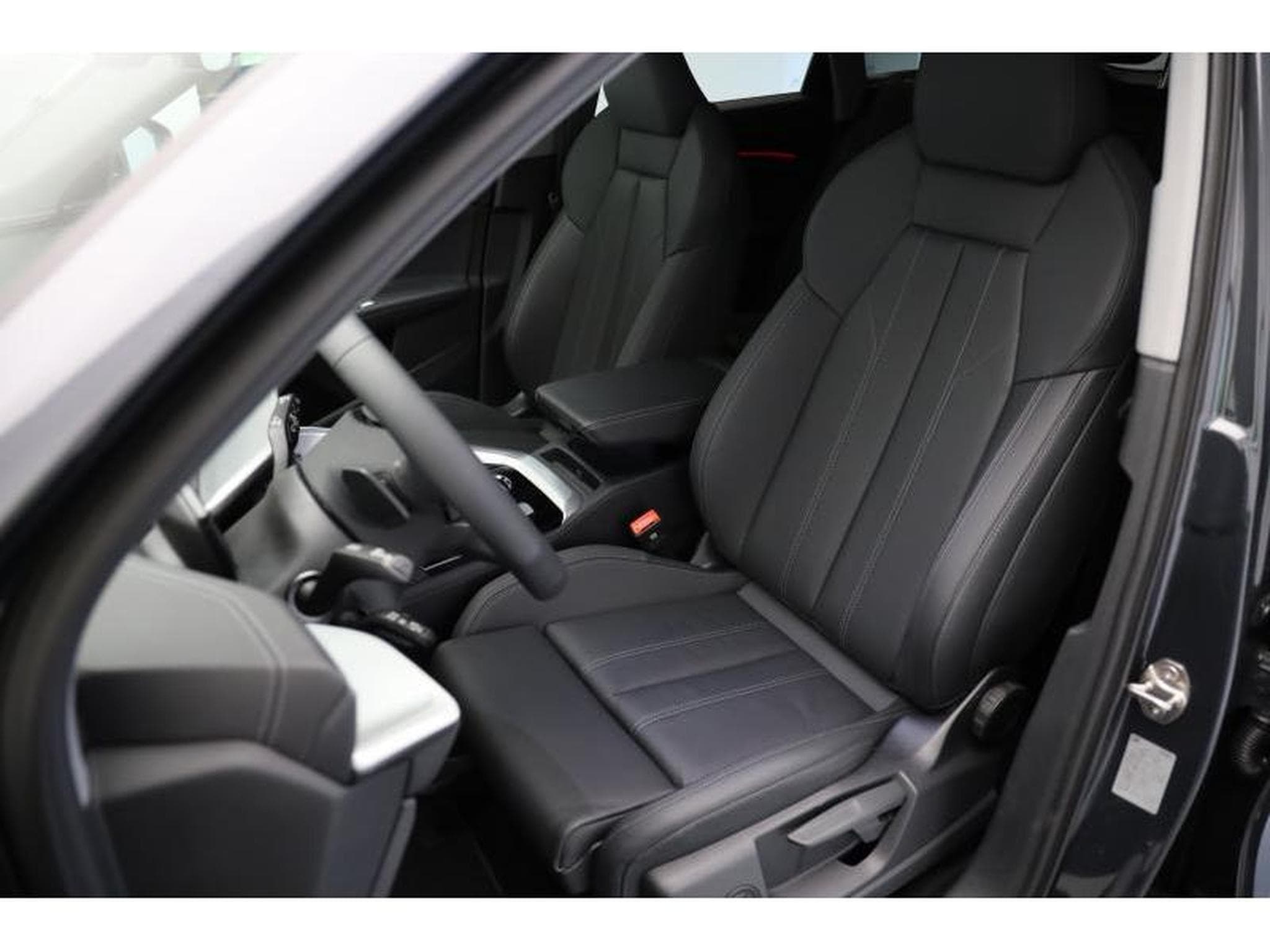 Audi Q5 Quattro (2026) - Foto 4