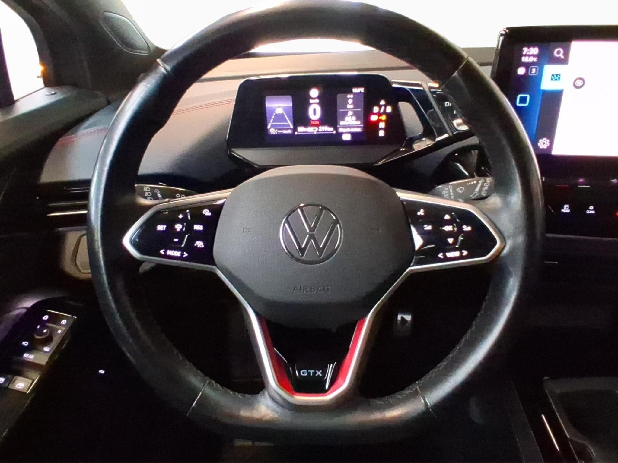 VW ID.4 GTX+77kWh+Pano+AHK+Wärme-P.+P.Ass. (2022) - Photo 10