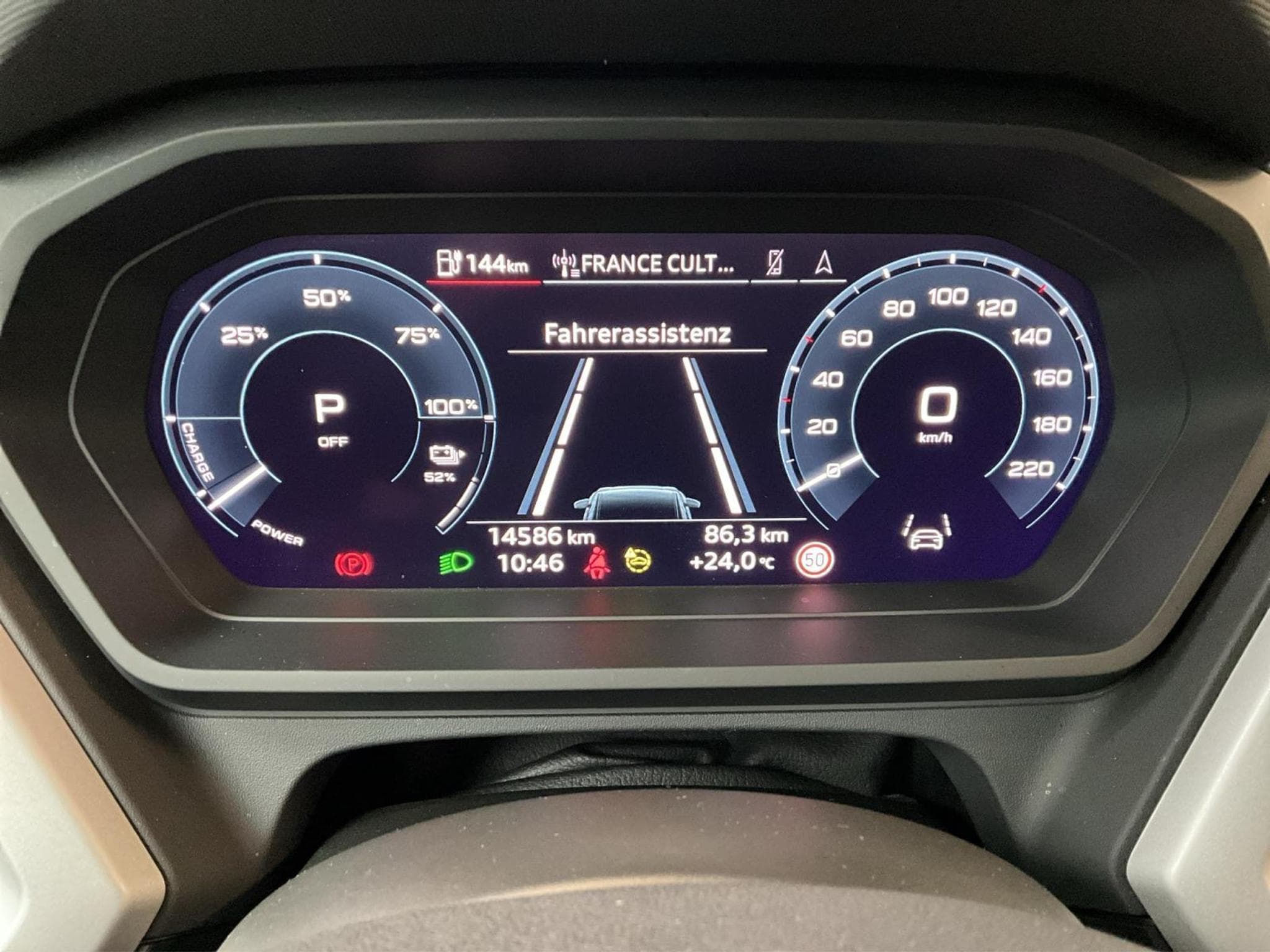 Audi Q4 e-tron 52kWh+35e-tron+Led+Navi+P.Confort+P.Assistance (2022) - Photo 11