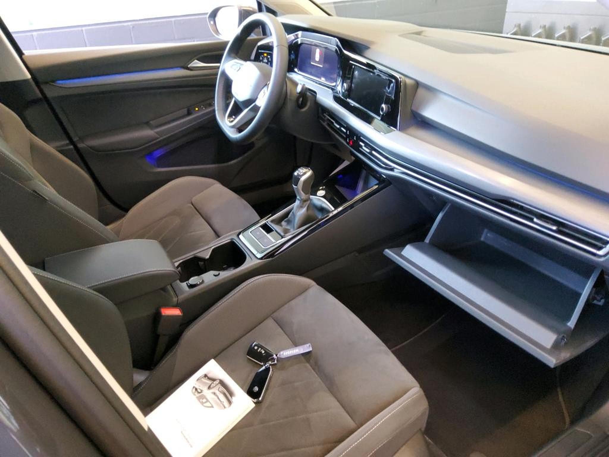 VW Golf Style 1.5 TSI 130 CV BVM6 *BERGAMO* MASSAGE* CARPLAY * (2024) - Foto 6