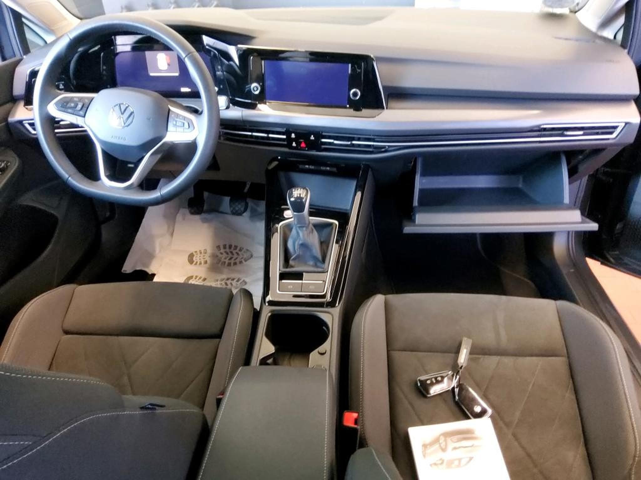VW Golf Style 1.5 TSI 130 CV BVM6 *BERGAMO* MASSAGE* CARPLAY * (2024) - Foto 7