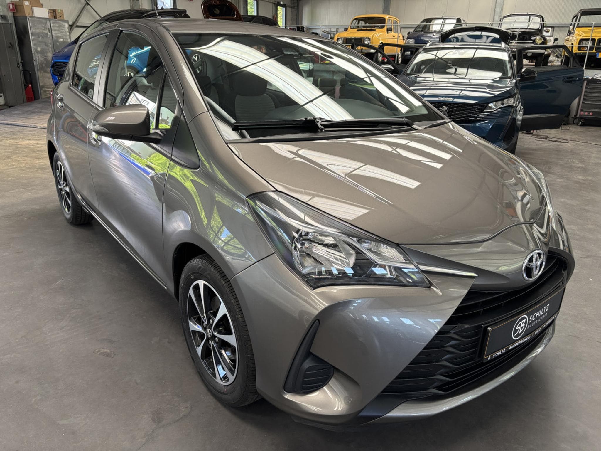 Toyota Yaris 1.5 VVT-ie Connect (2020) - Photo 1