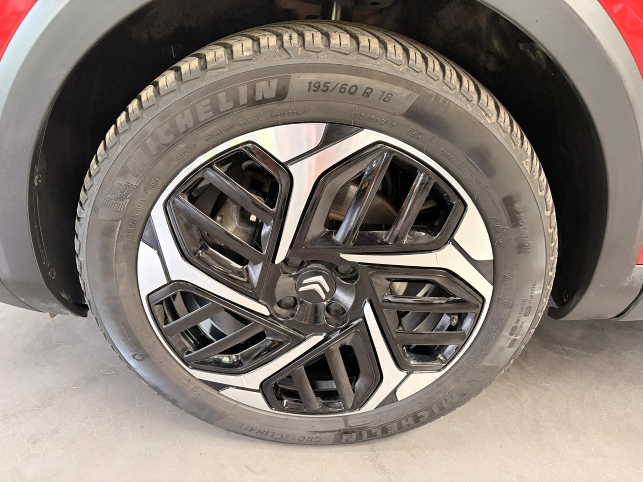 Citroën C4 1.5 Blue-HDi 130 HP MAX (2024) - Photo 8